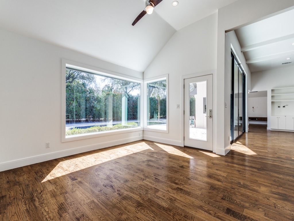 2400 Crown Knoll Lane