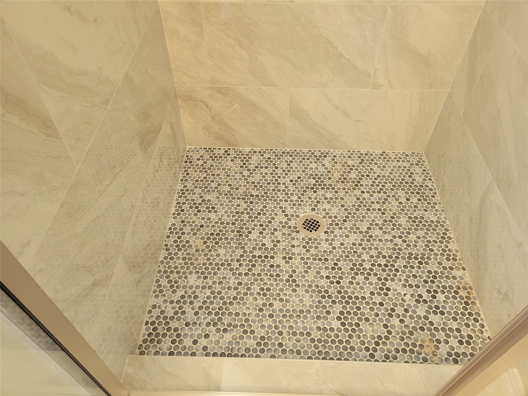 1200 Whispering Glen