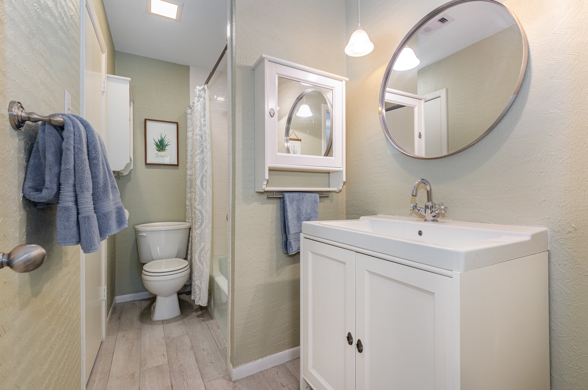 15105 Meandering Place