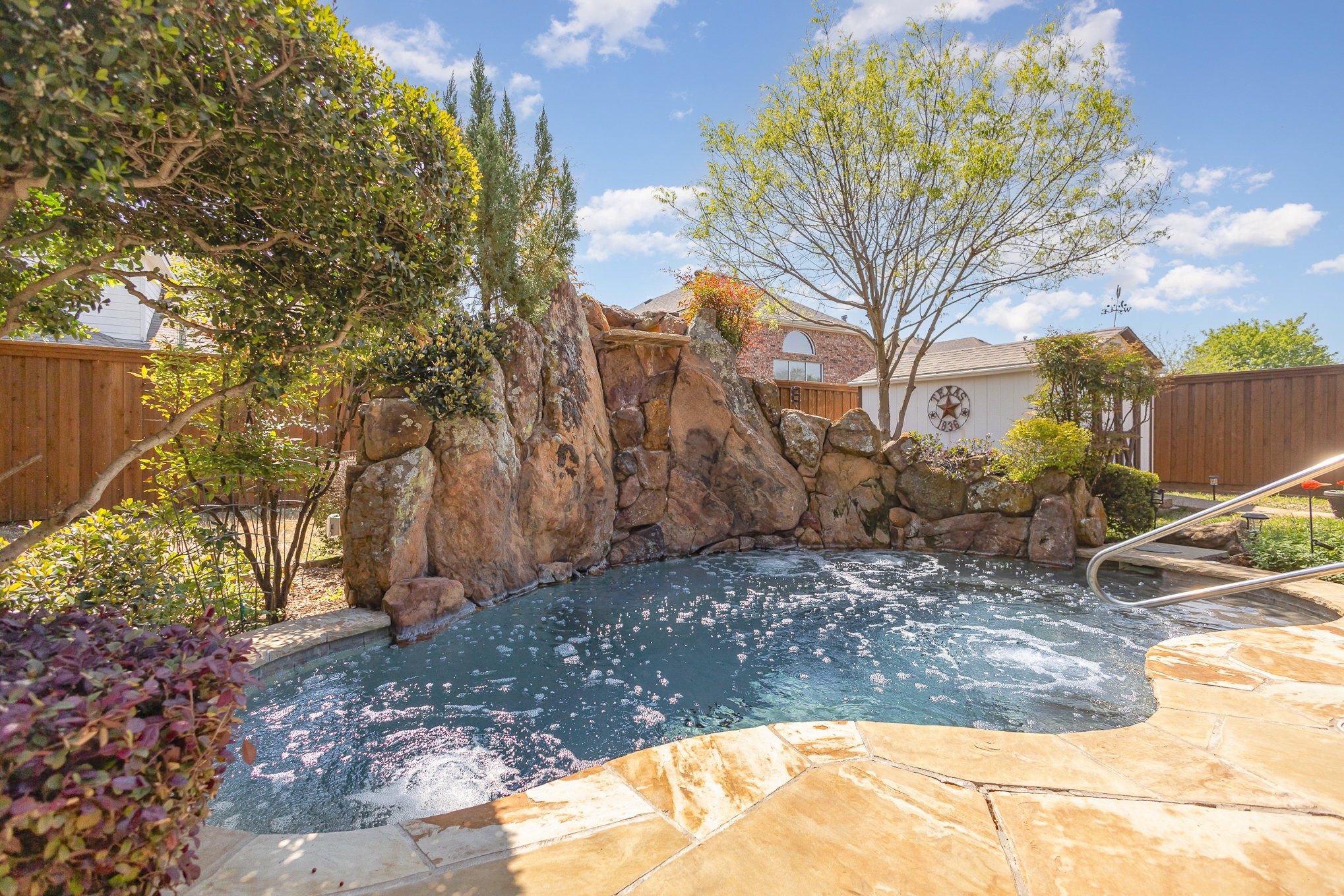 7802 Stonehaven Lane