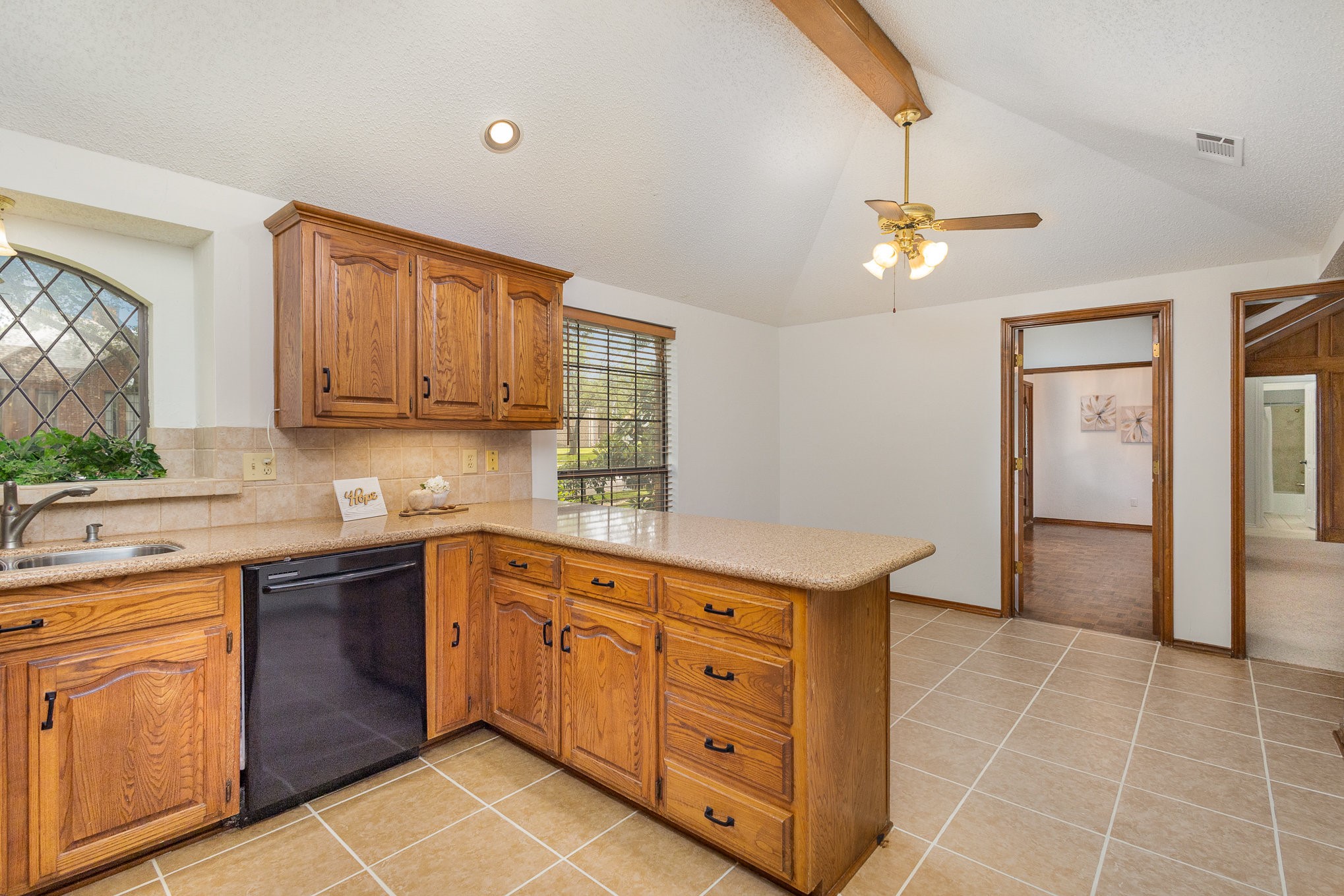 2213 Moss Trail