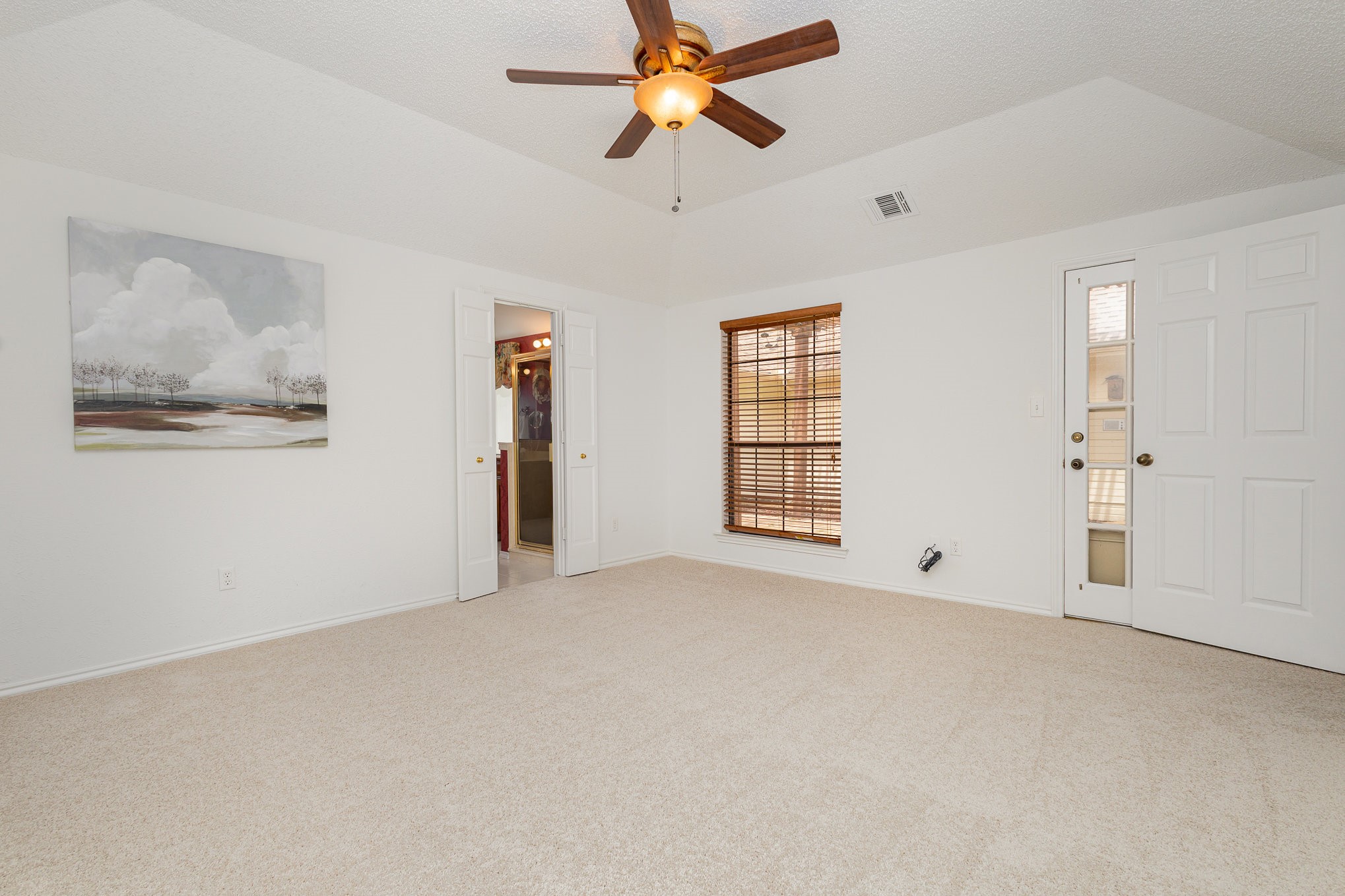 2213 Moss Trail