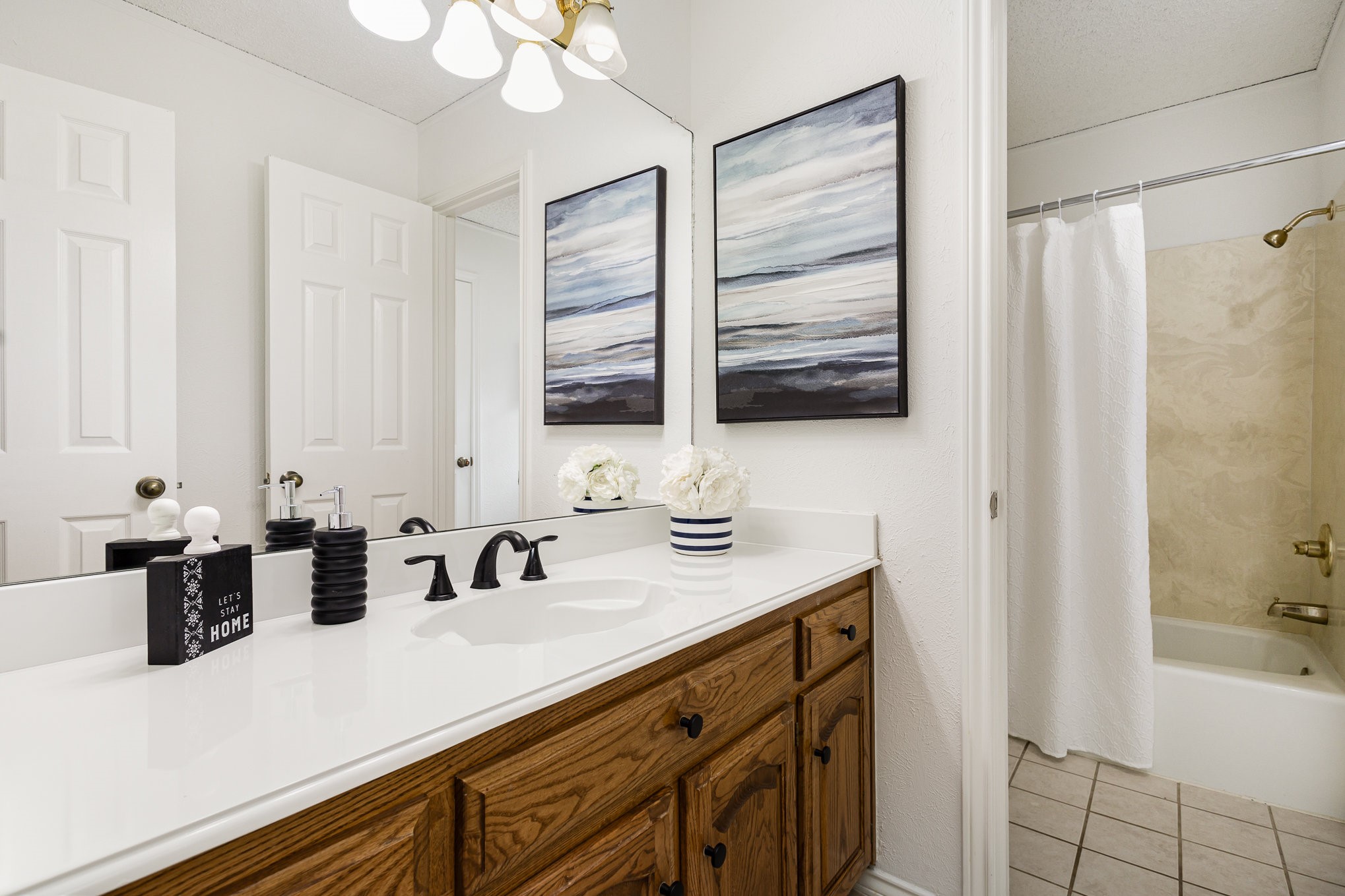 2213 Moss Trail