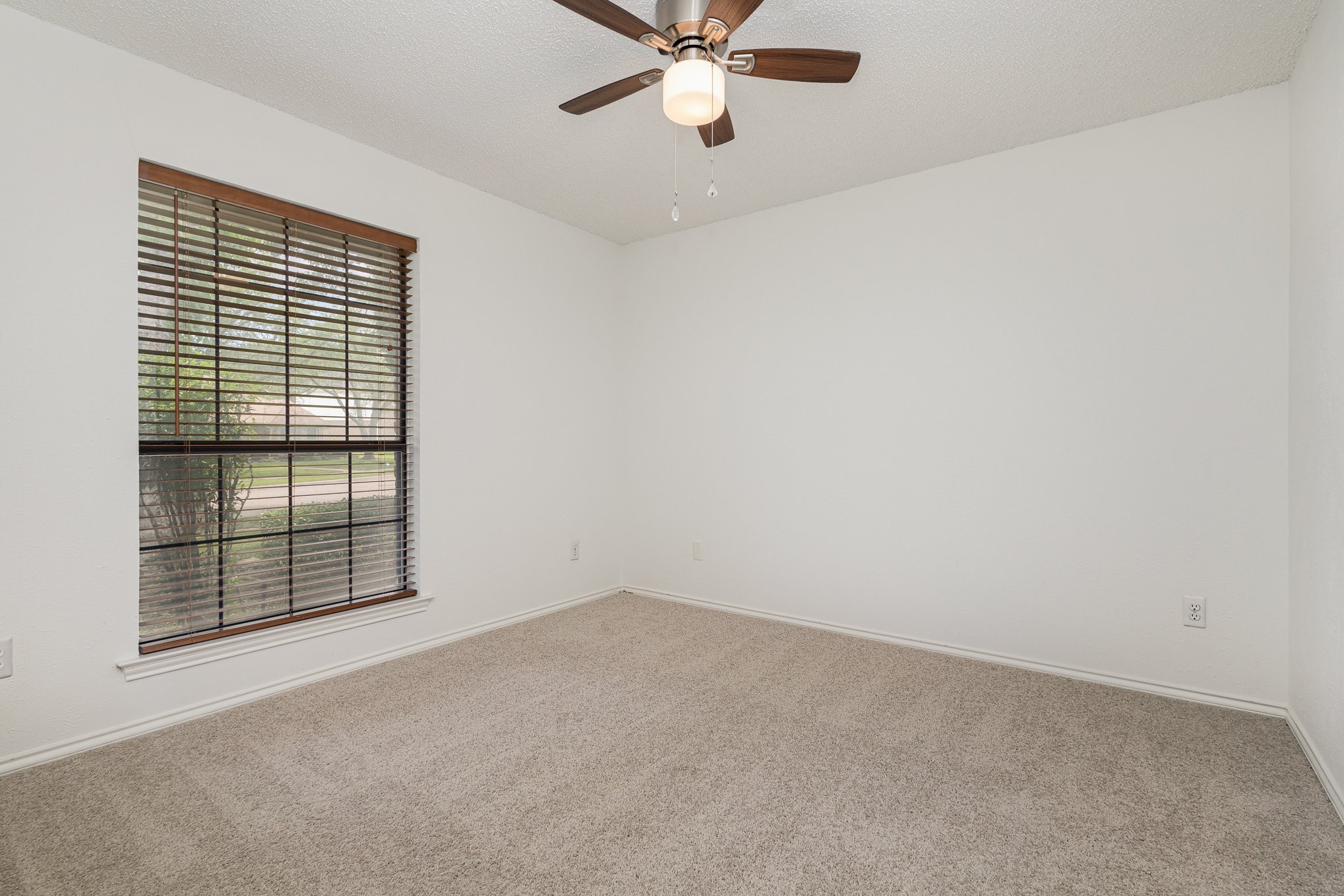 2213 Moss Trail