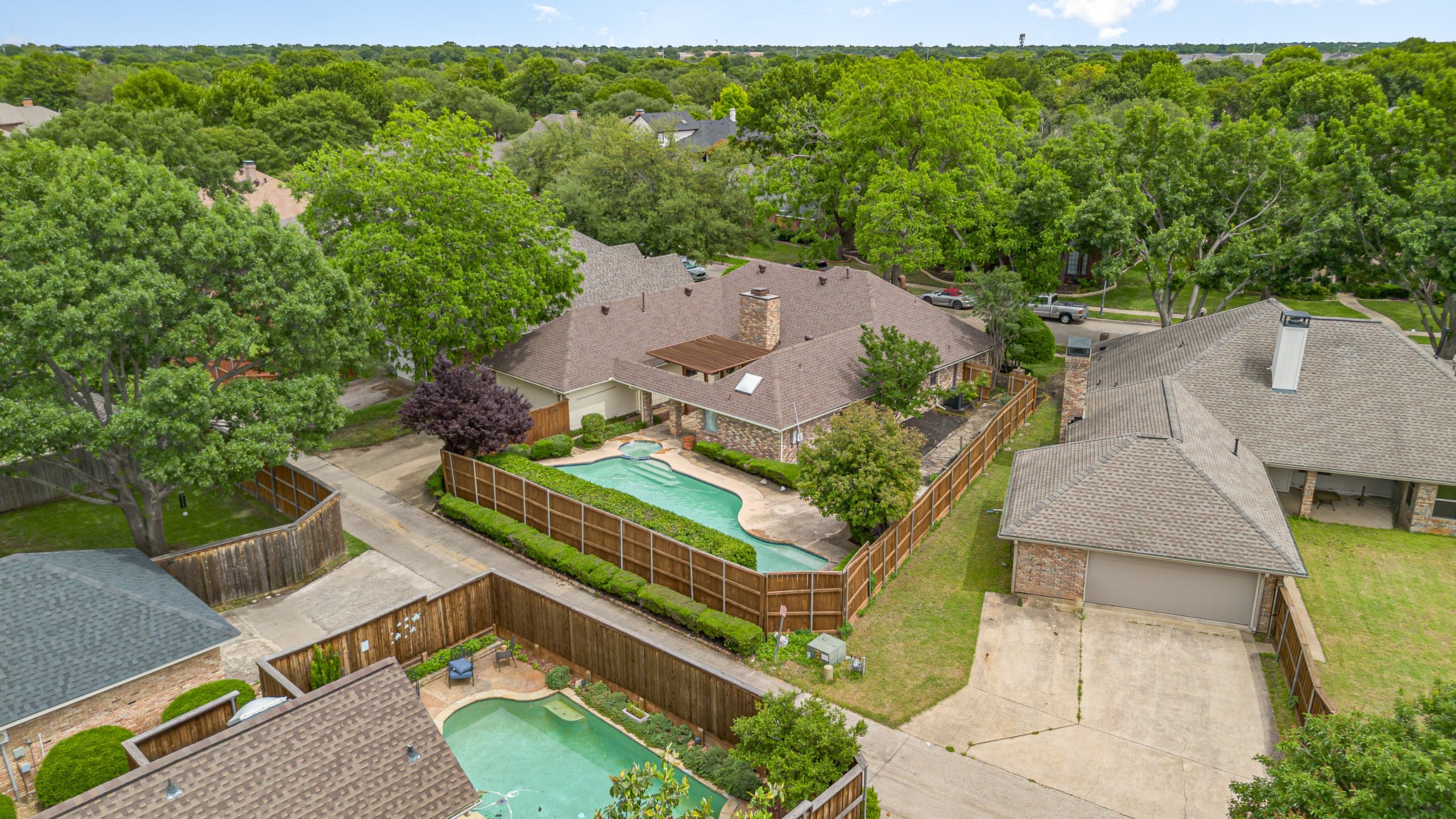 2213 Moss Trail