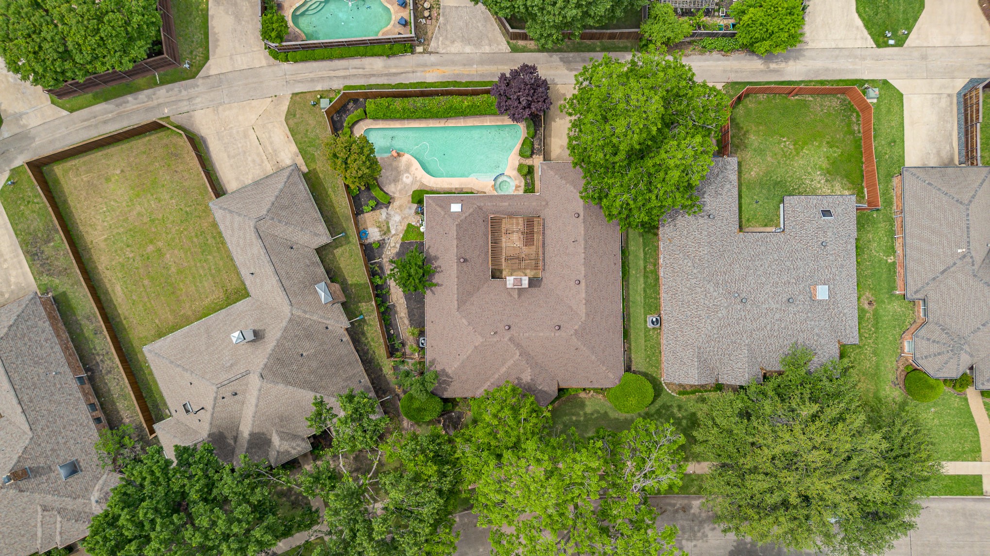 2213 Moss Trail