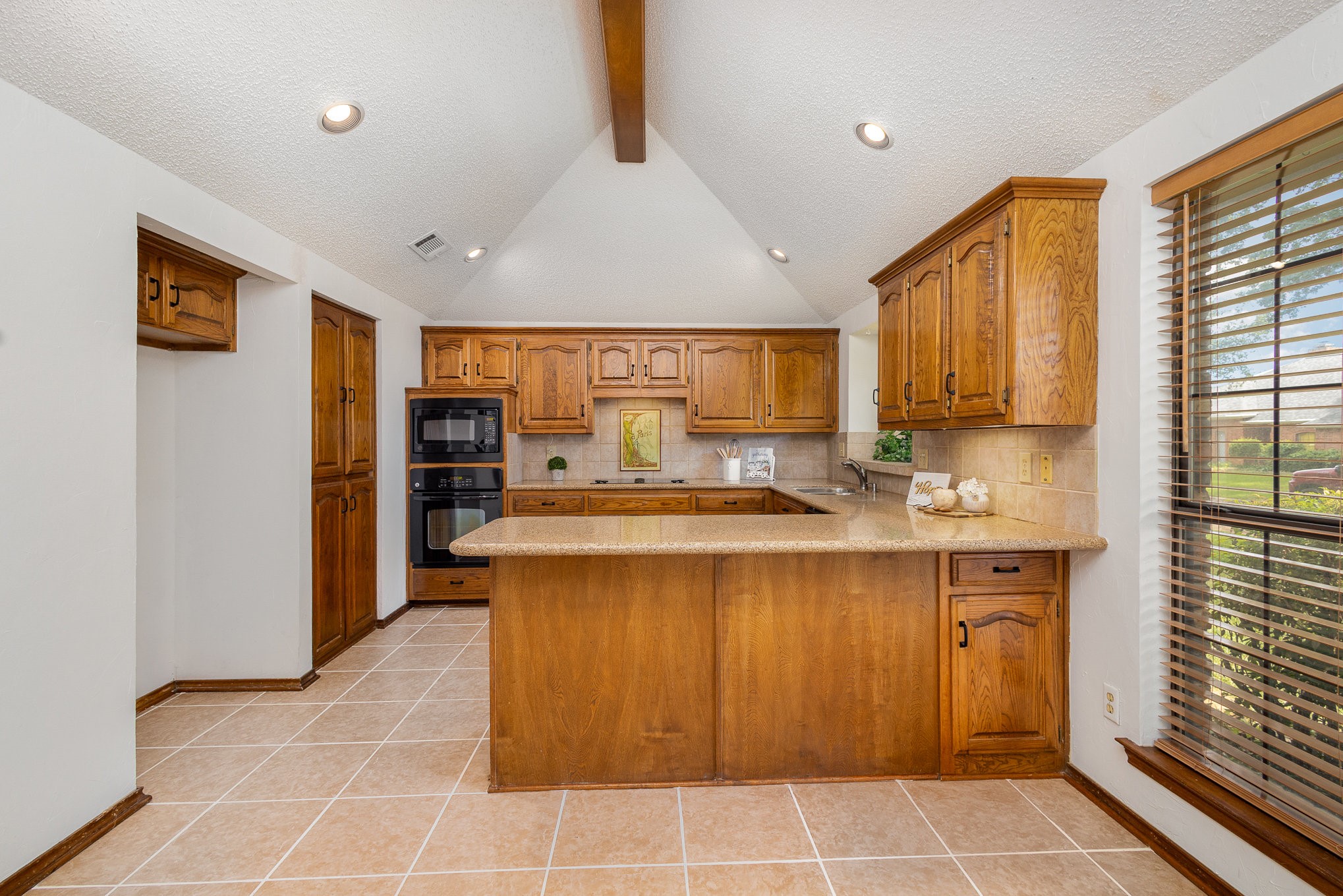2213 Moss Trail