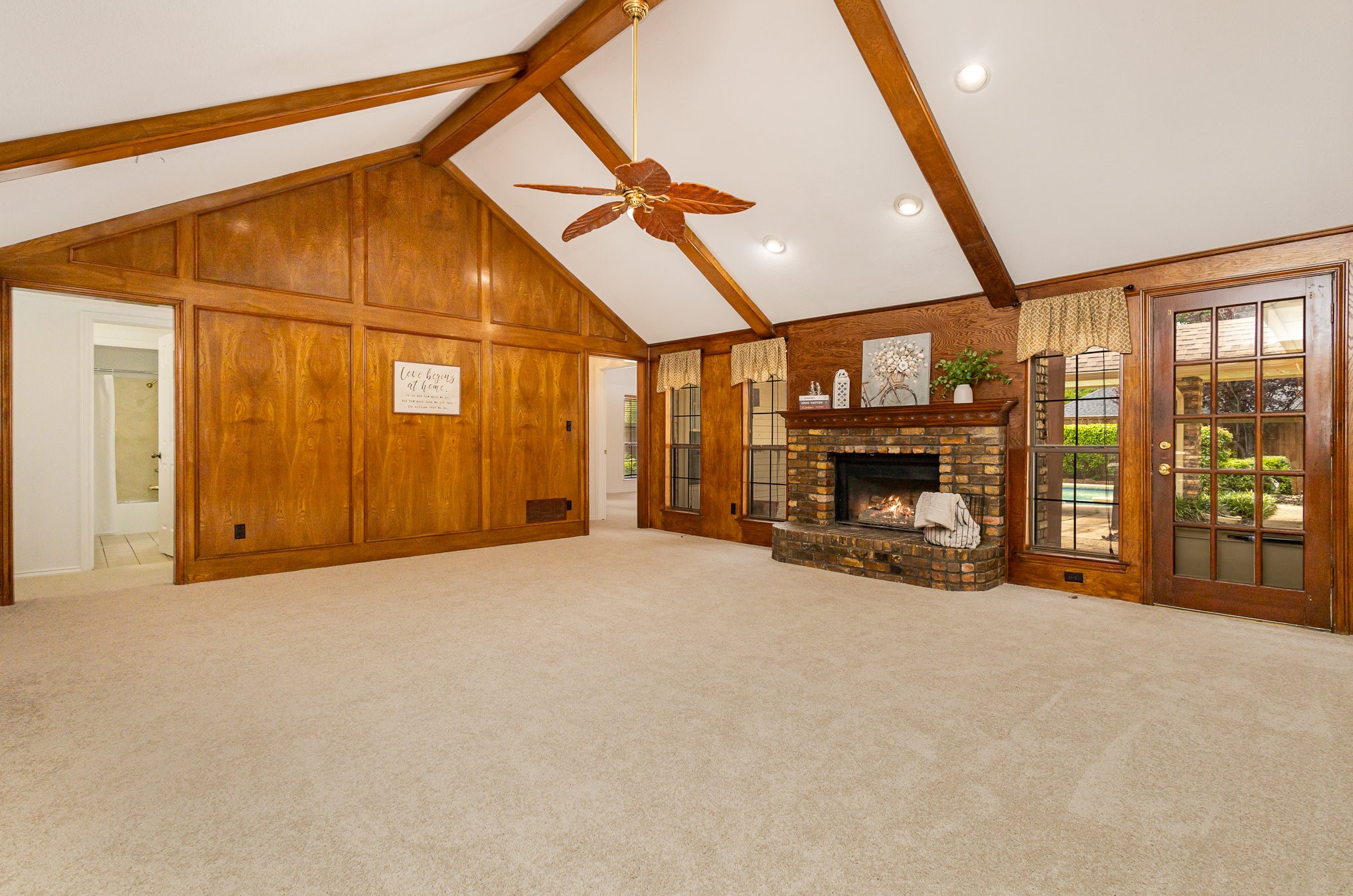 2213 Moss Trail
