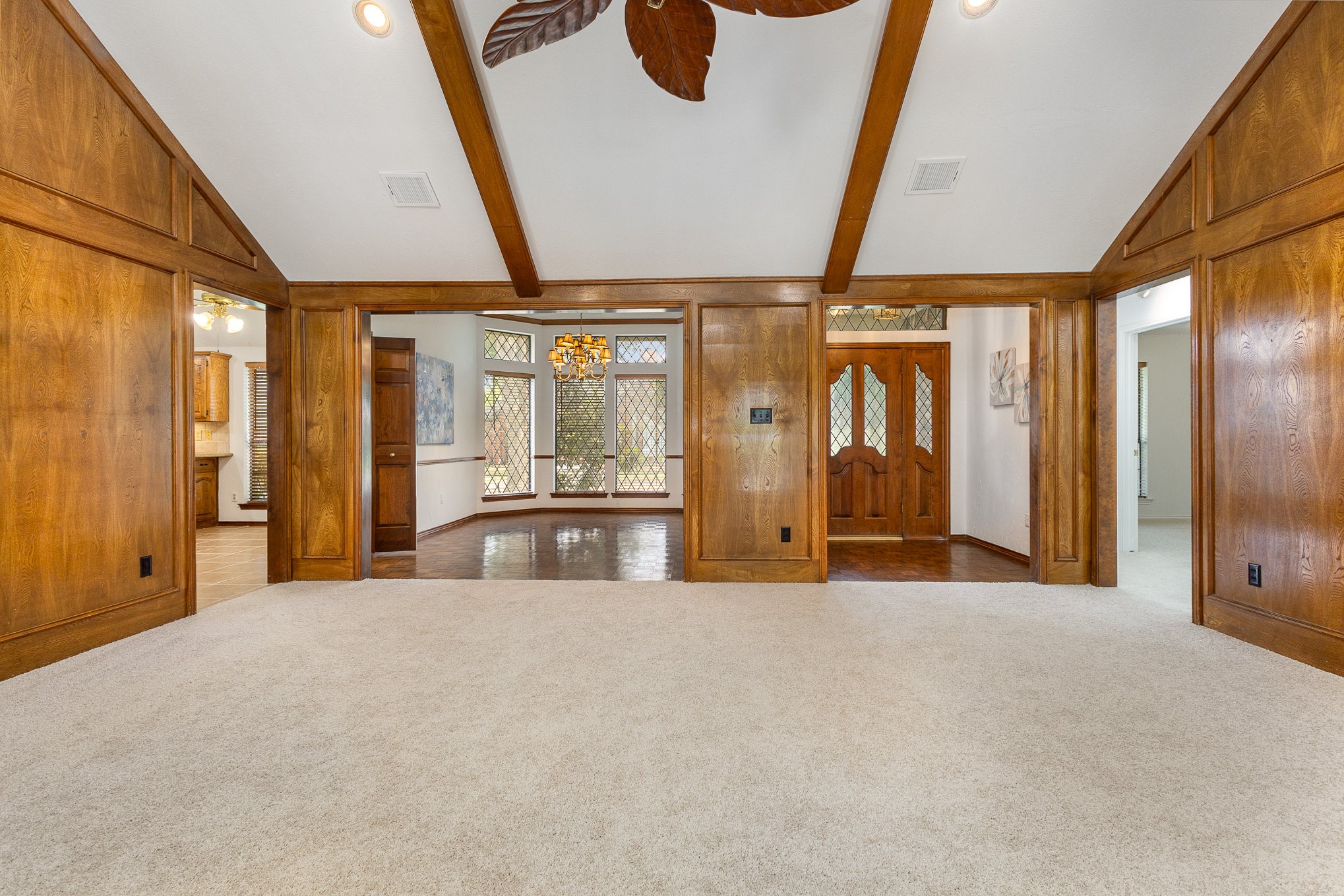 2213 Moss Trail