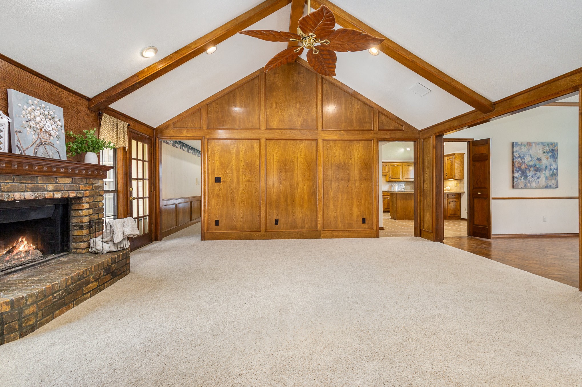 2213 Moss Trail