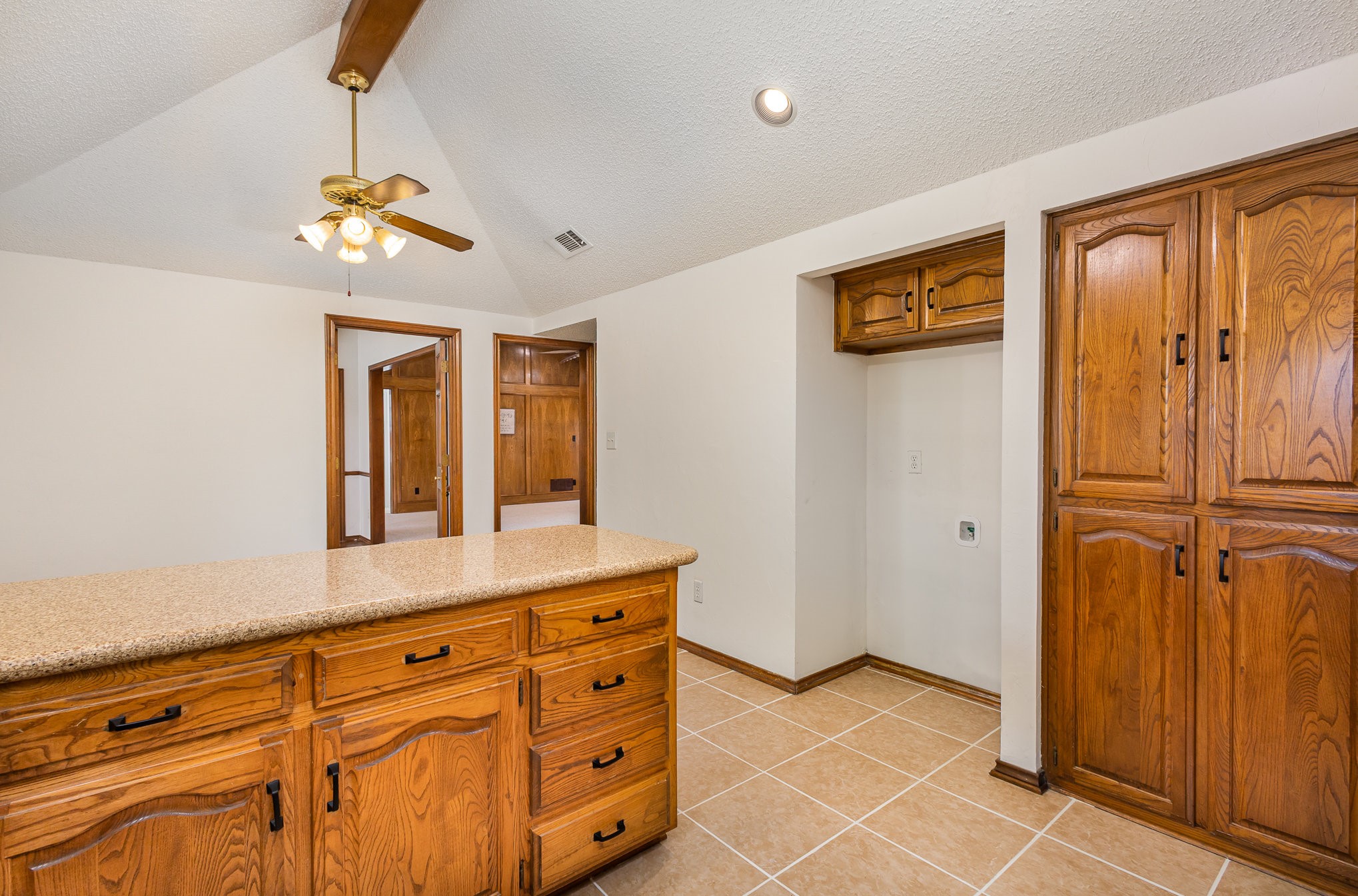 2213 Moss Trail