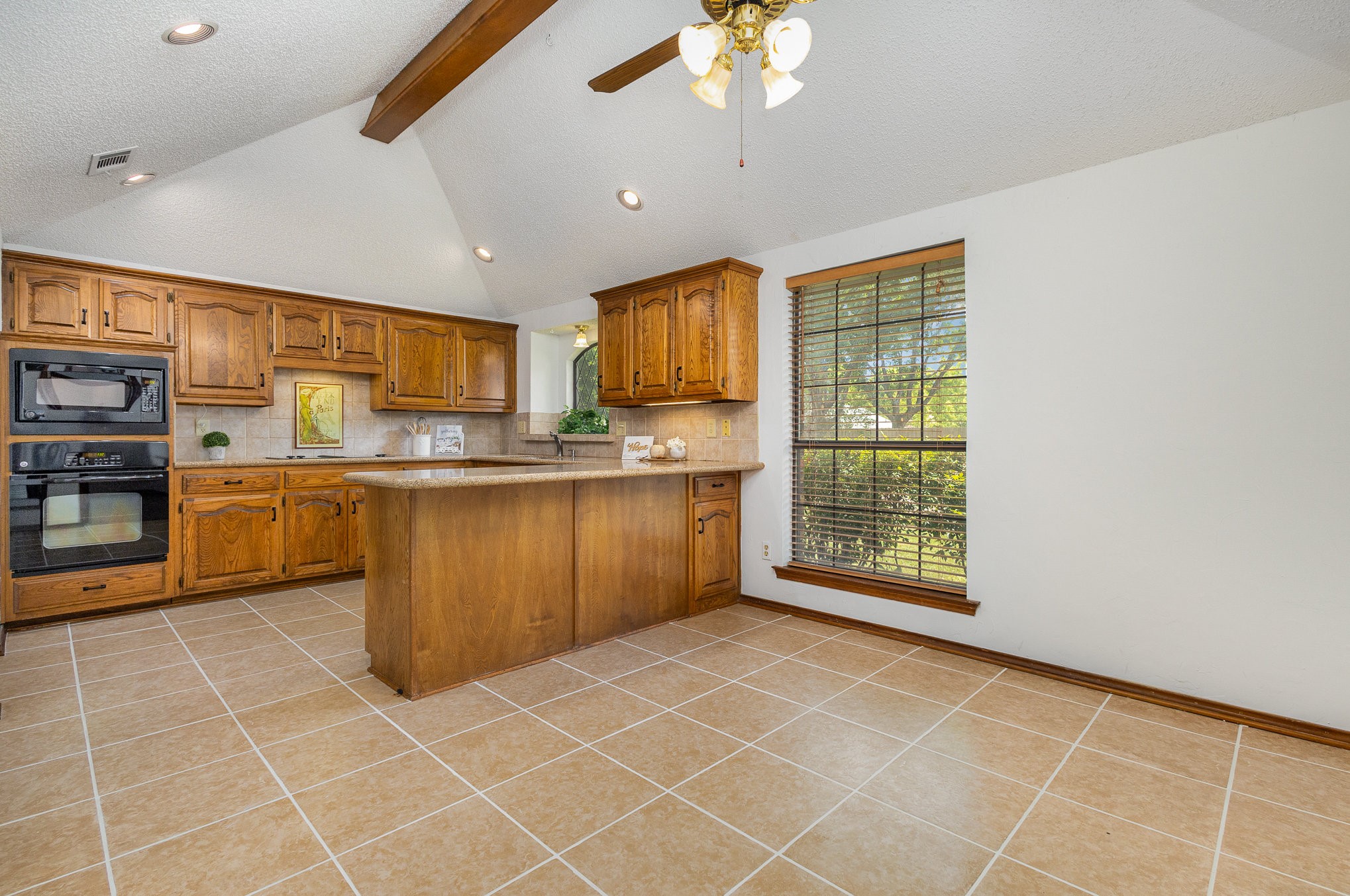 2213 Moss Trail