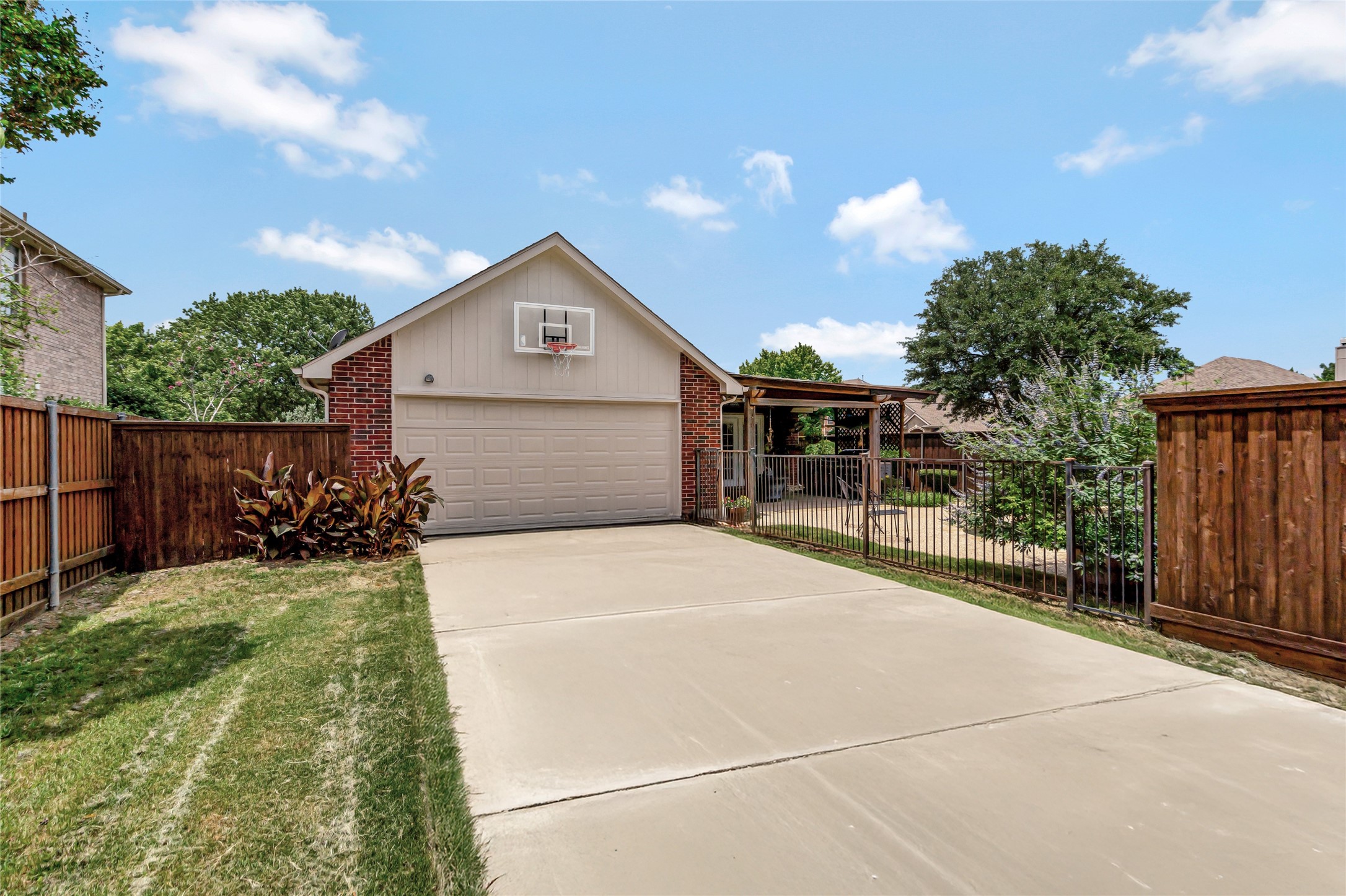 6112 Sumter Court