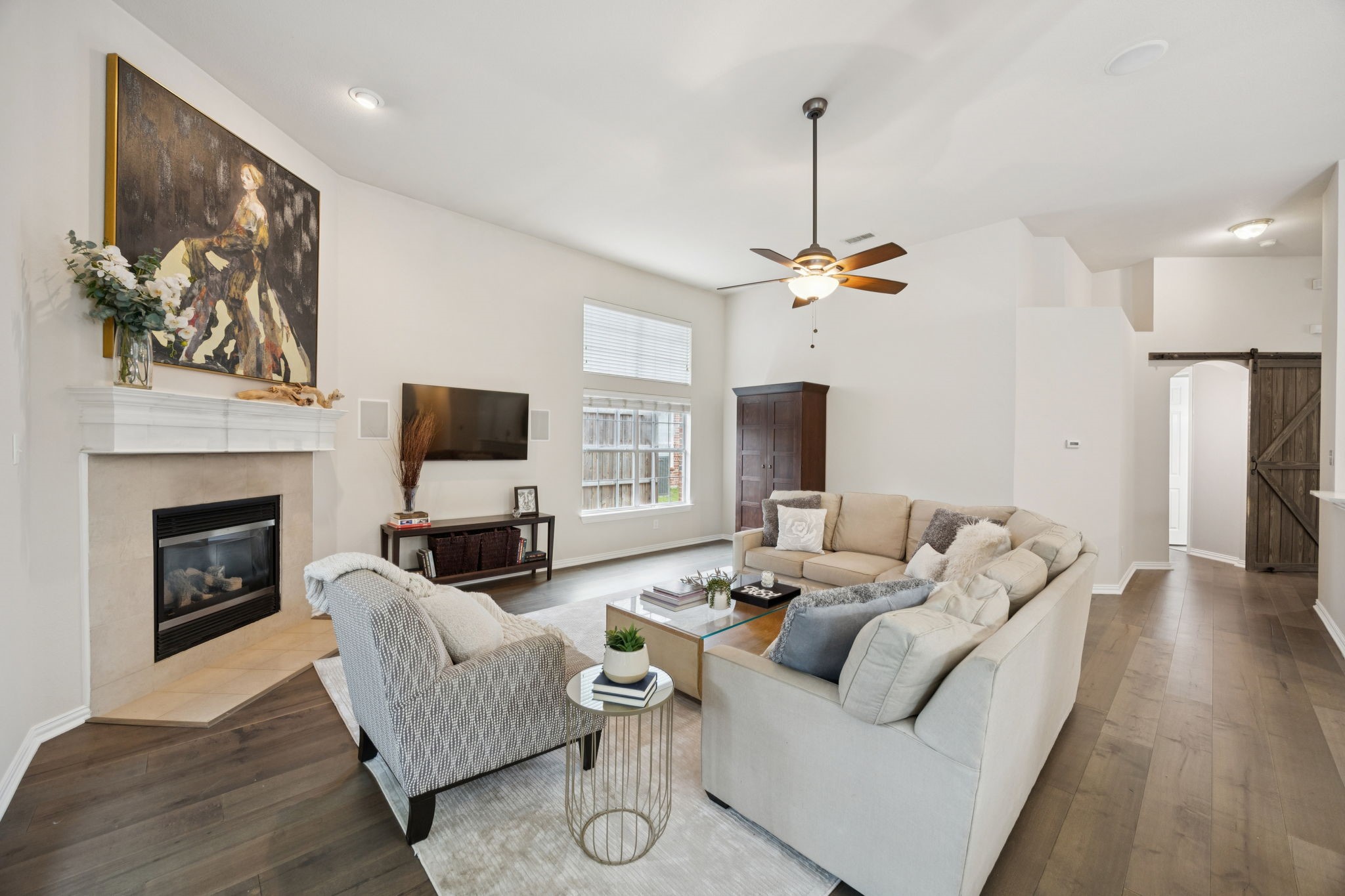 945 Brentwood Drive