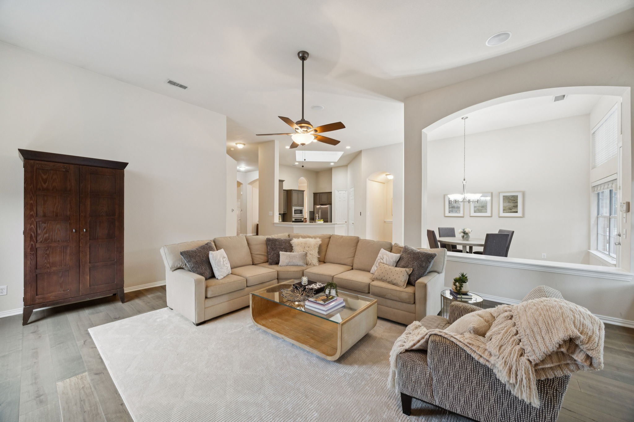 945 Brentwood Drive
