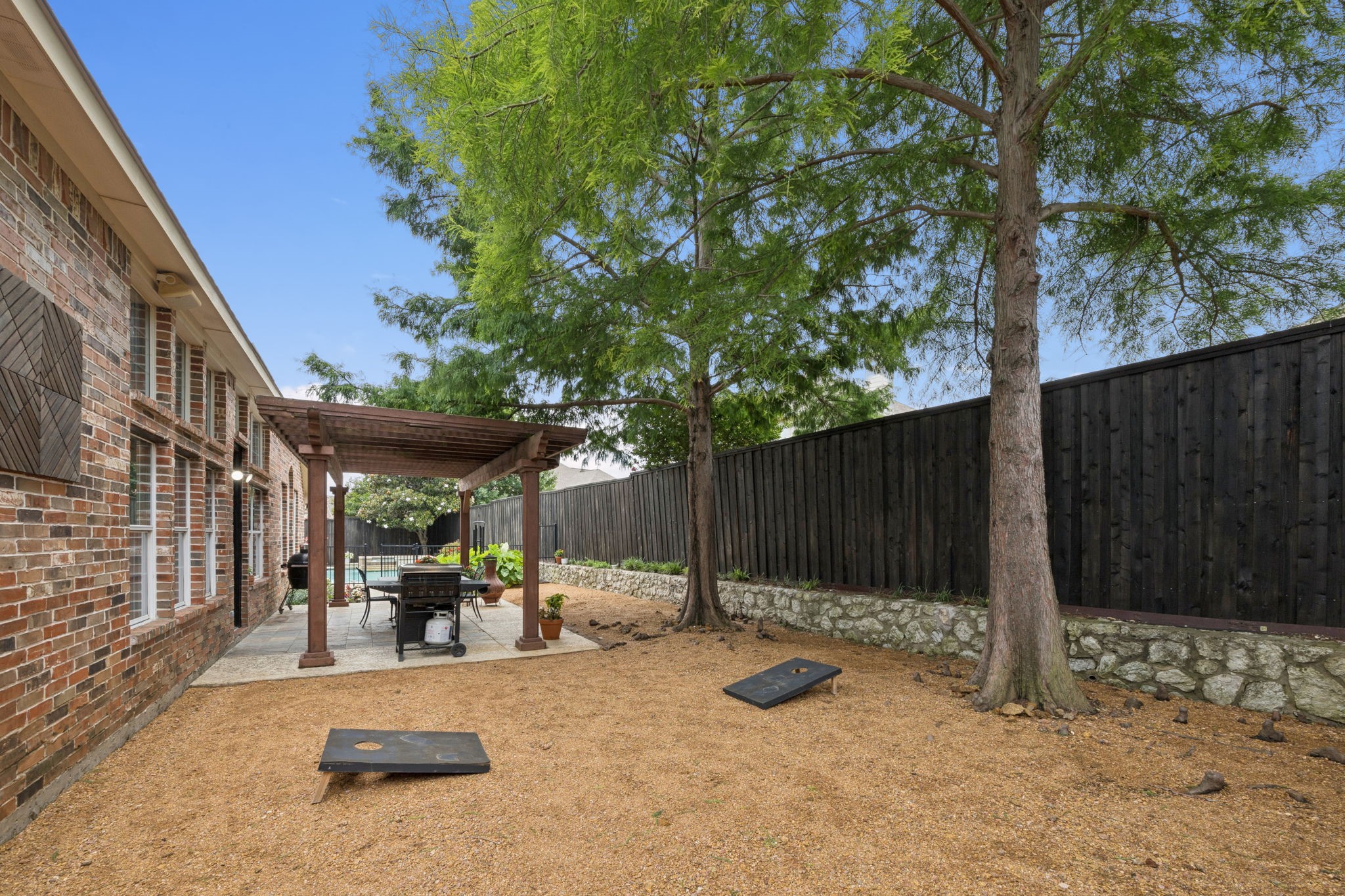 945 Brentwood Drive