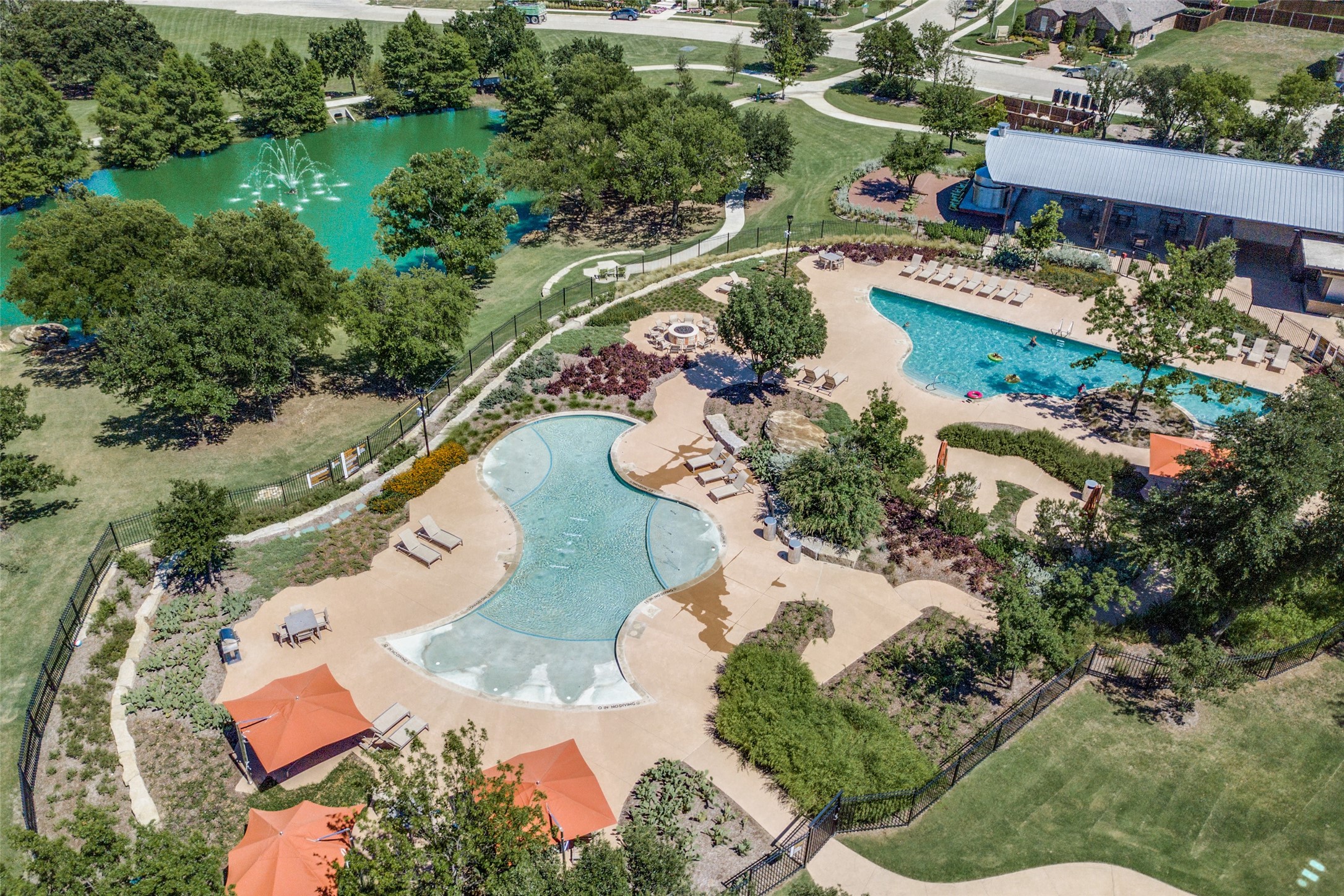 9712 Surveyor Road