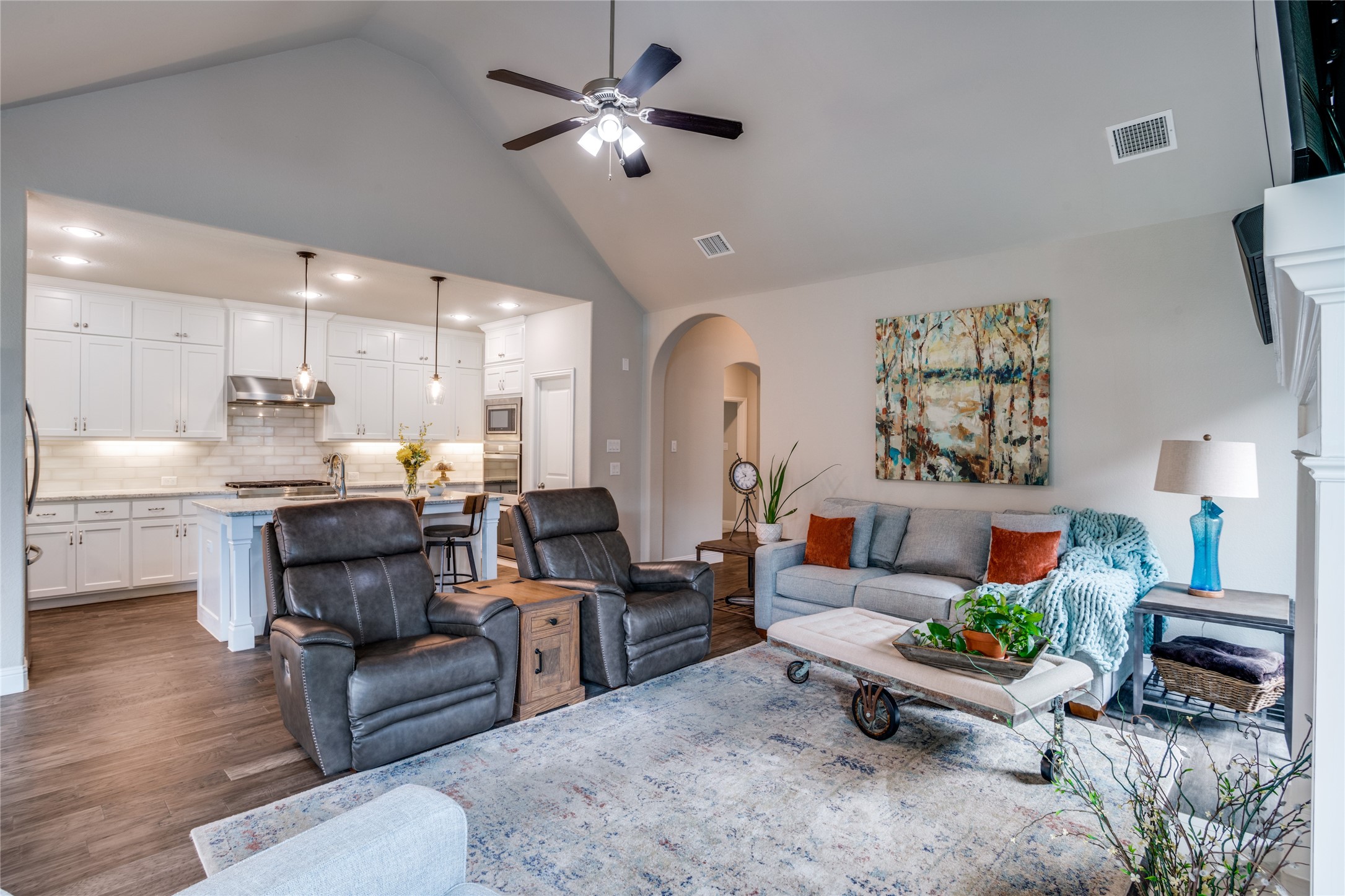 9712 Surveyor Road