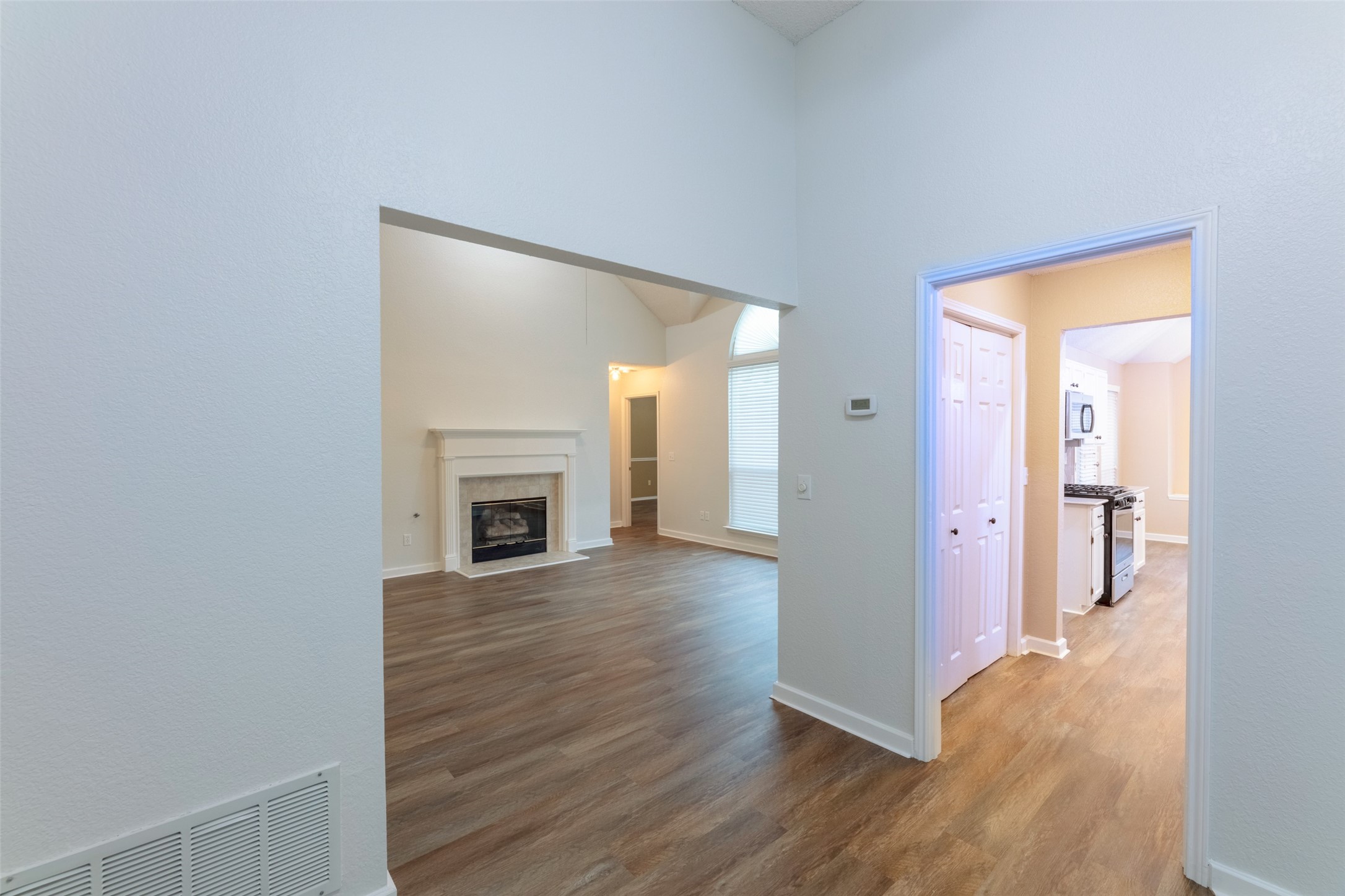 2401 Creekhaven Drive