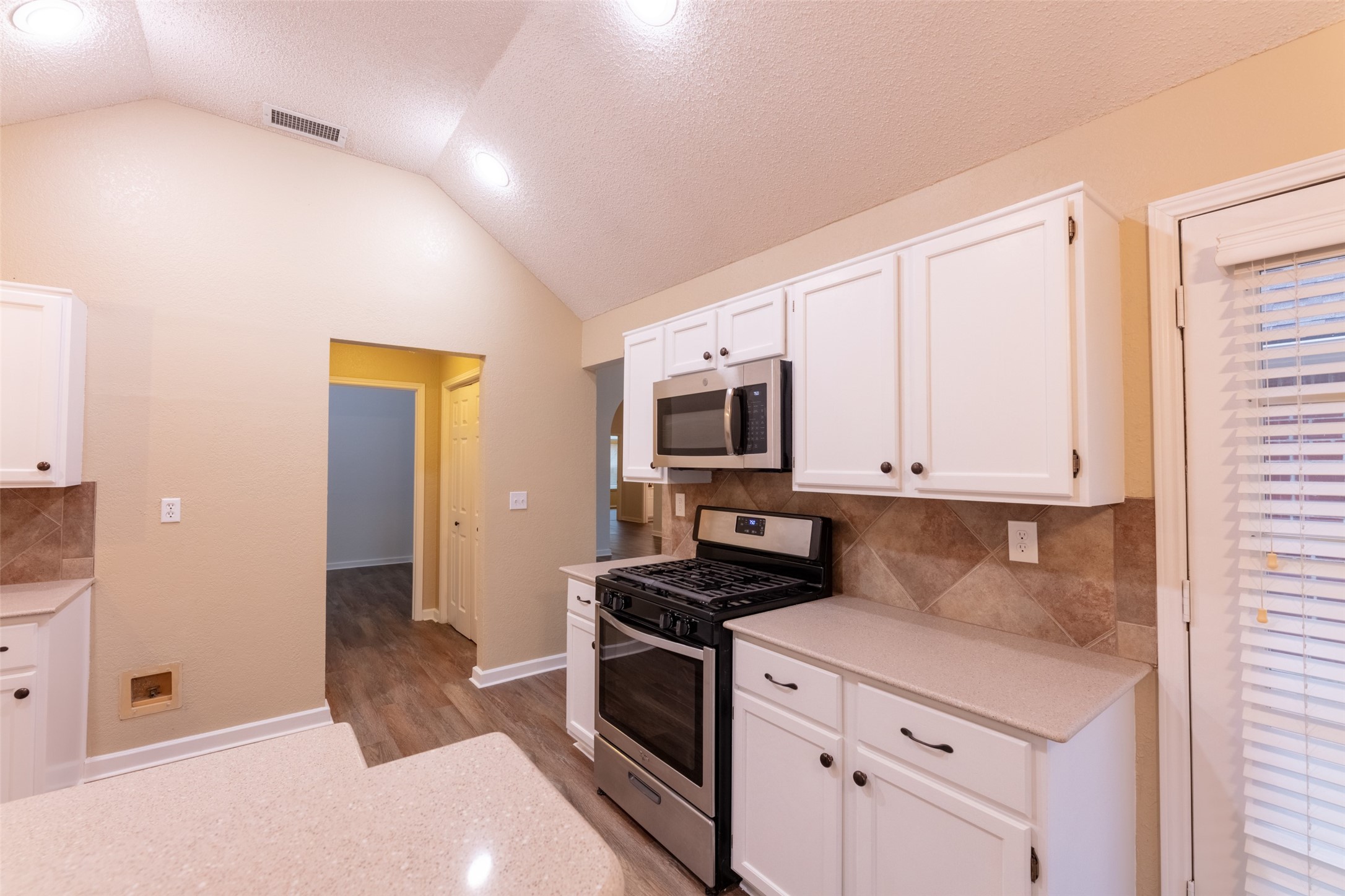 2401 Creekhaven Drive