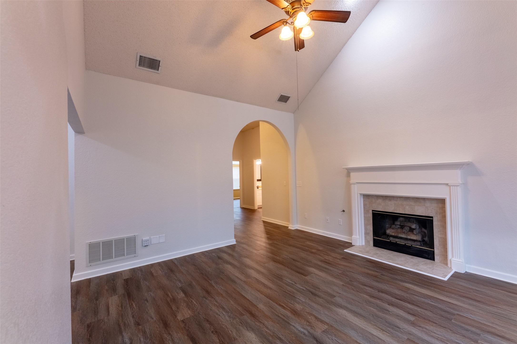 2401 Creekhaven Drive