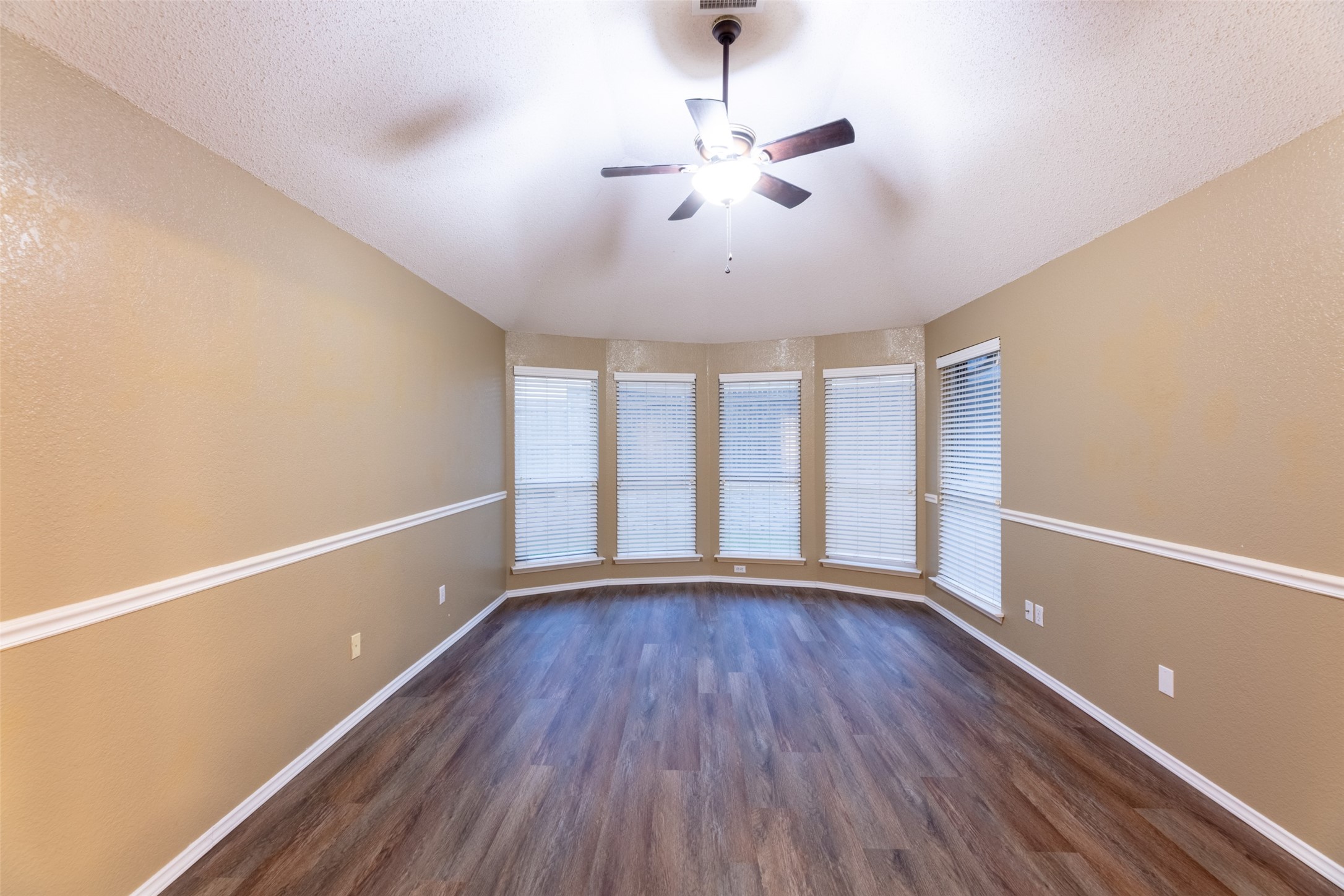 2401 Creekhaven Drive