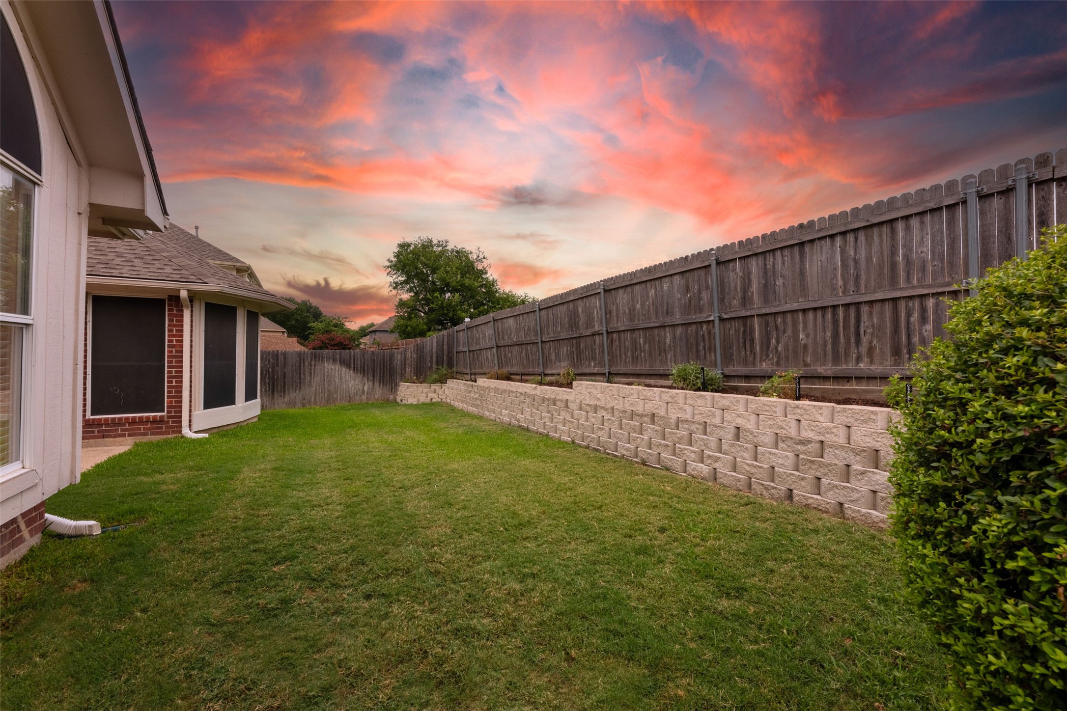 2401 Creekhaven Drive
