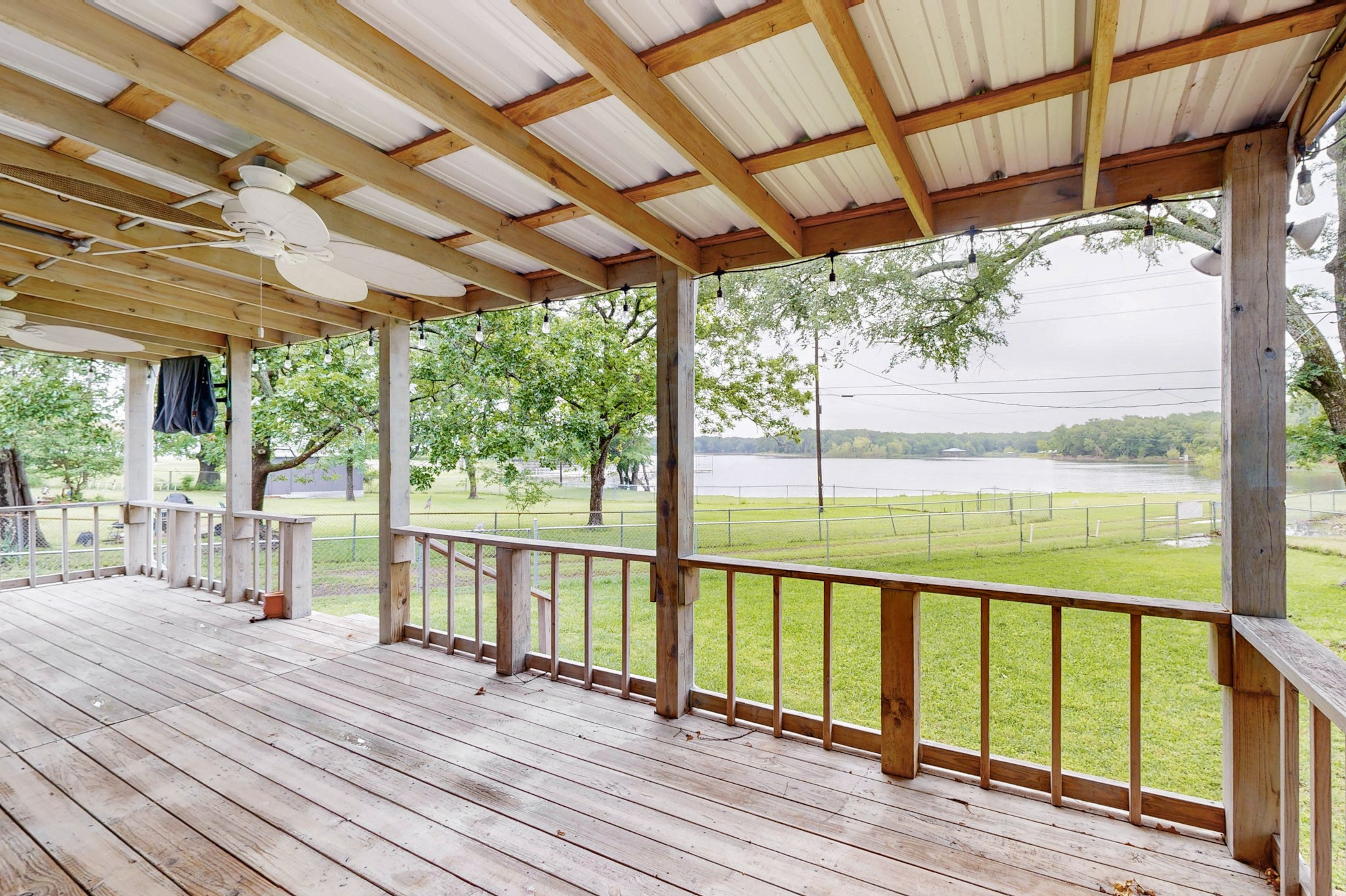 10911 Private Road 3746 Y