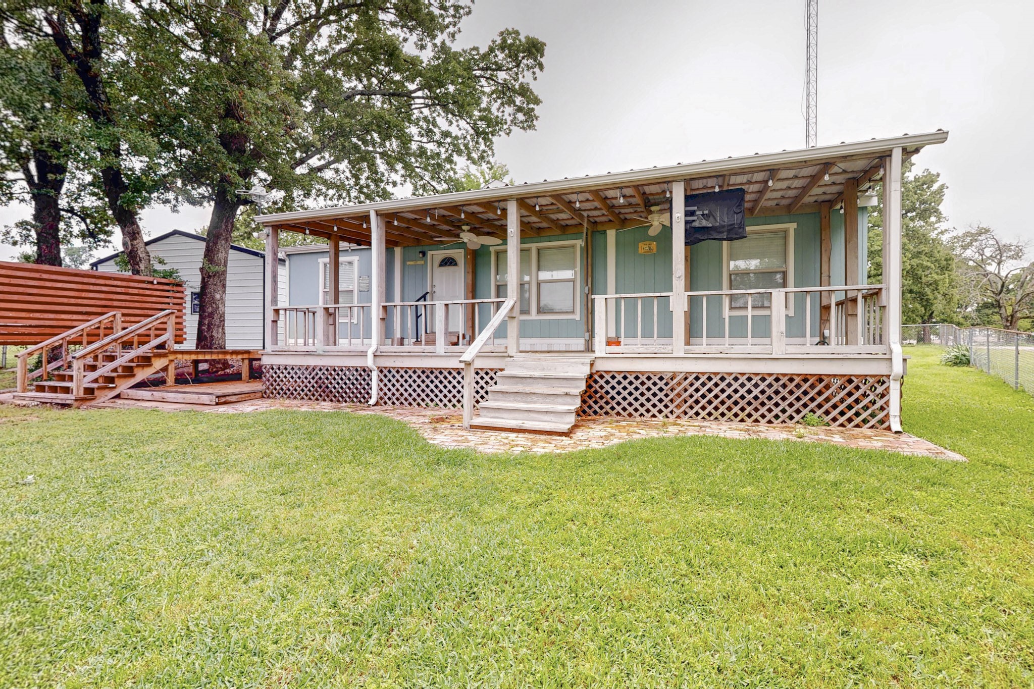 10911 Private Road 3746 Y