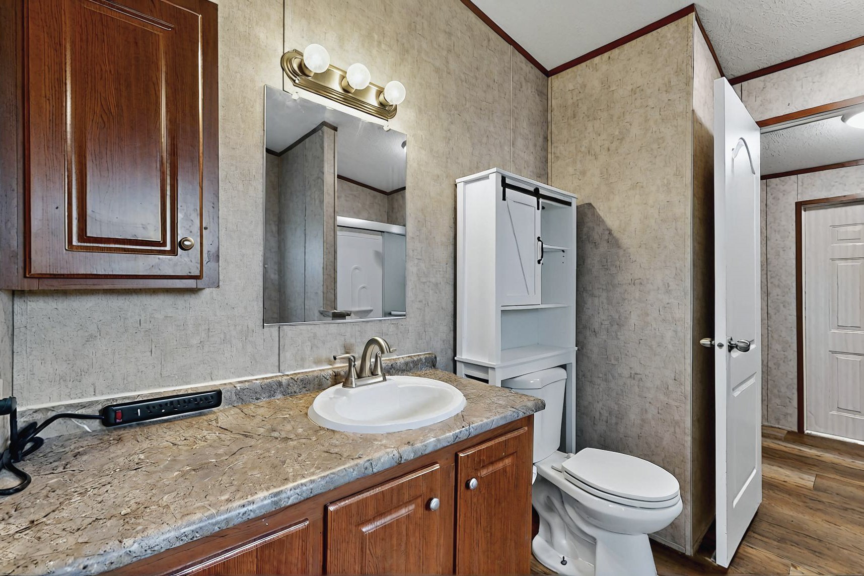 10911 Private Road 3746 Y