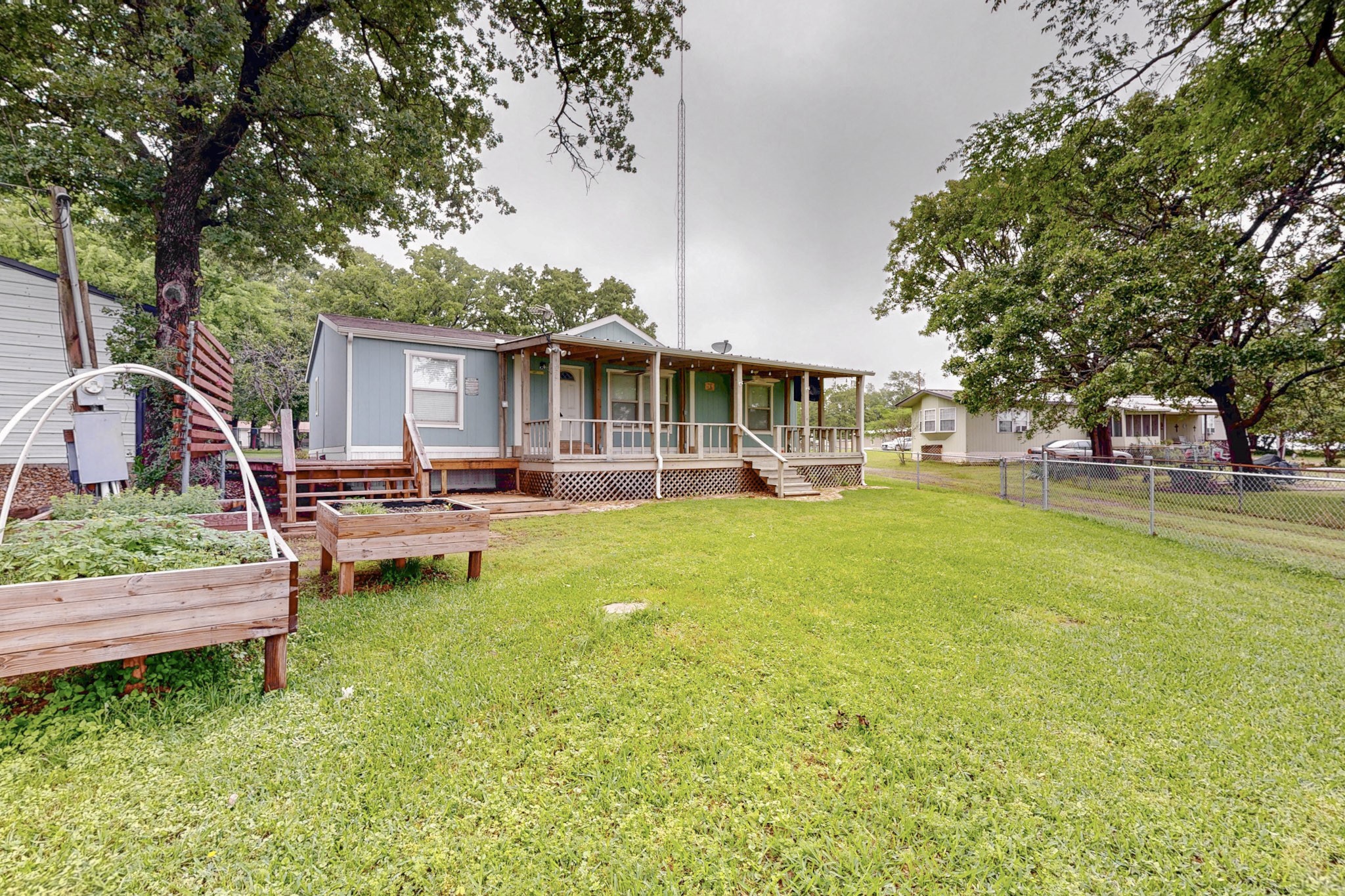 10911 Private Road 3746 Y