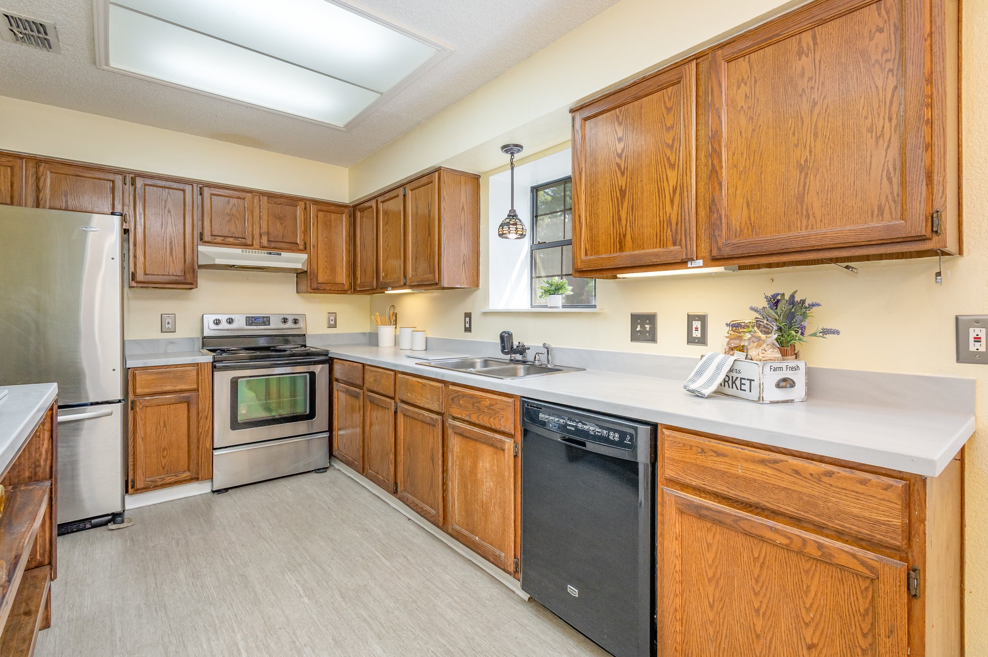 3418 Jonquil Lane