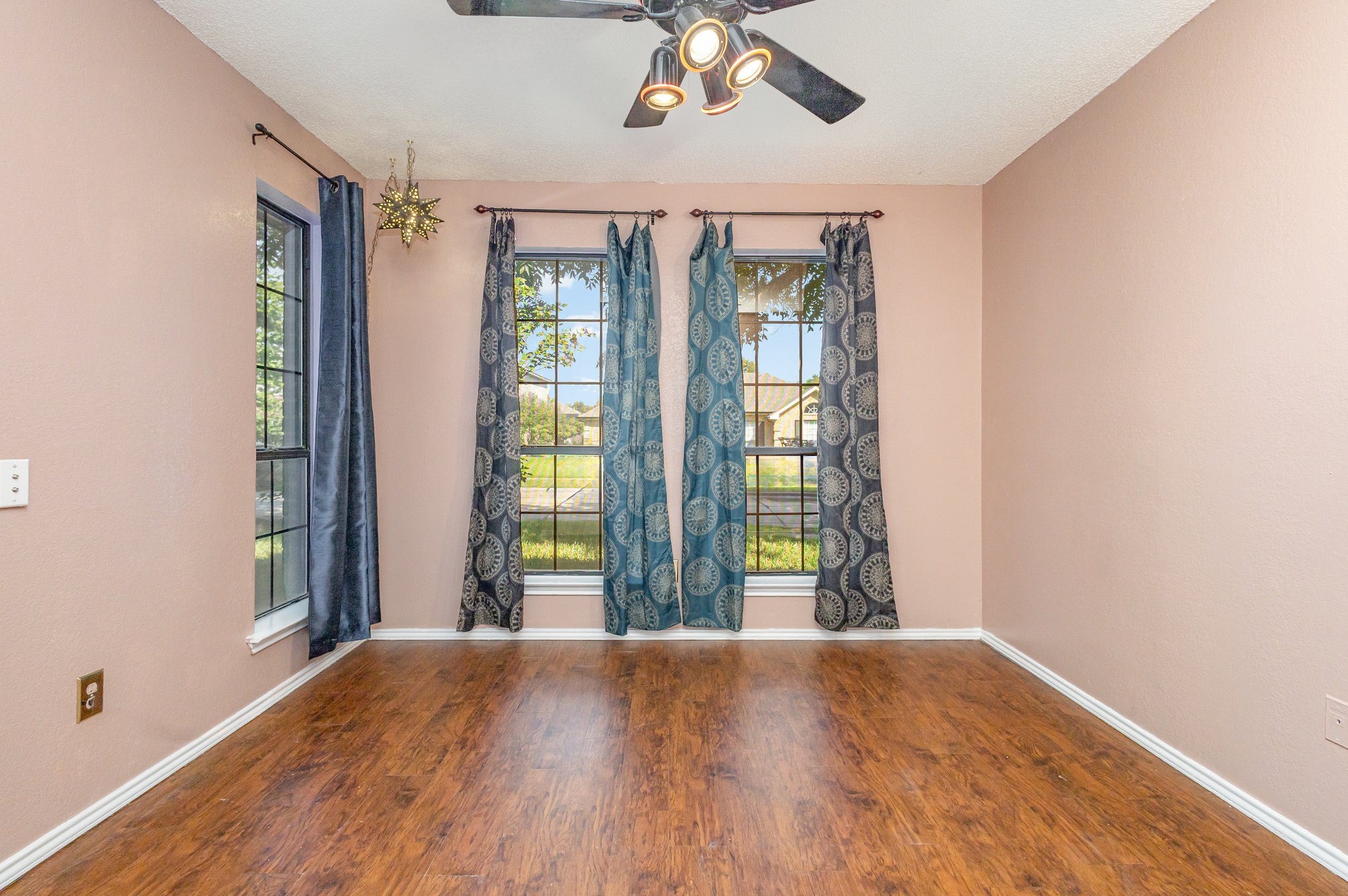3418 Jonquil Lane