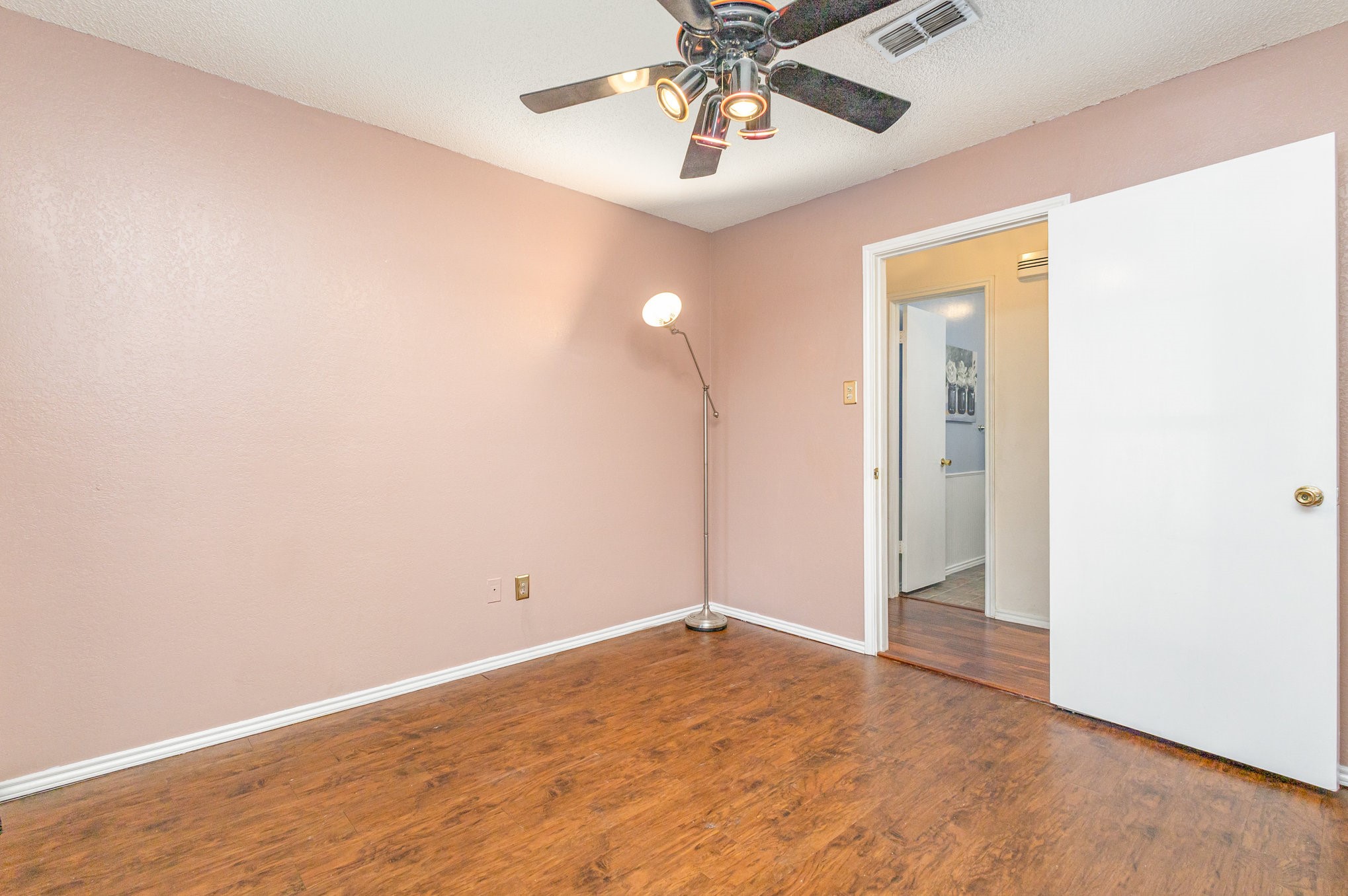3418 Jonquil Lane