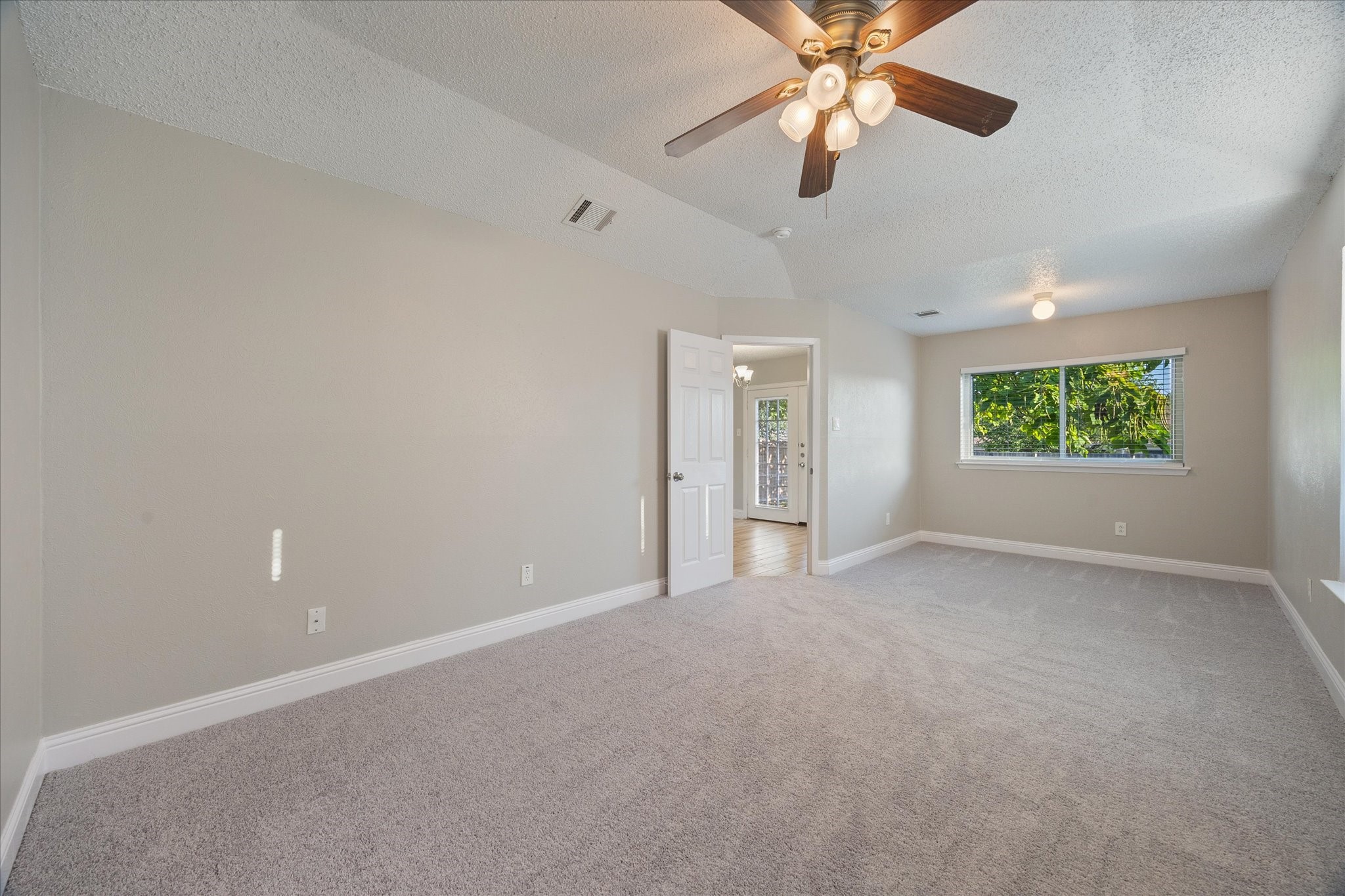 319 Southerland Avenue