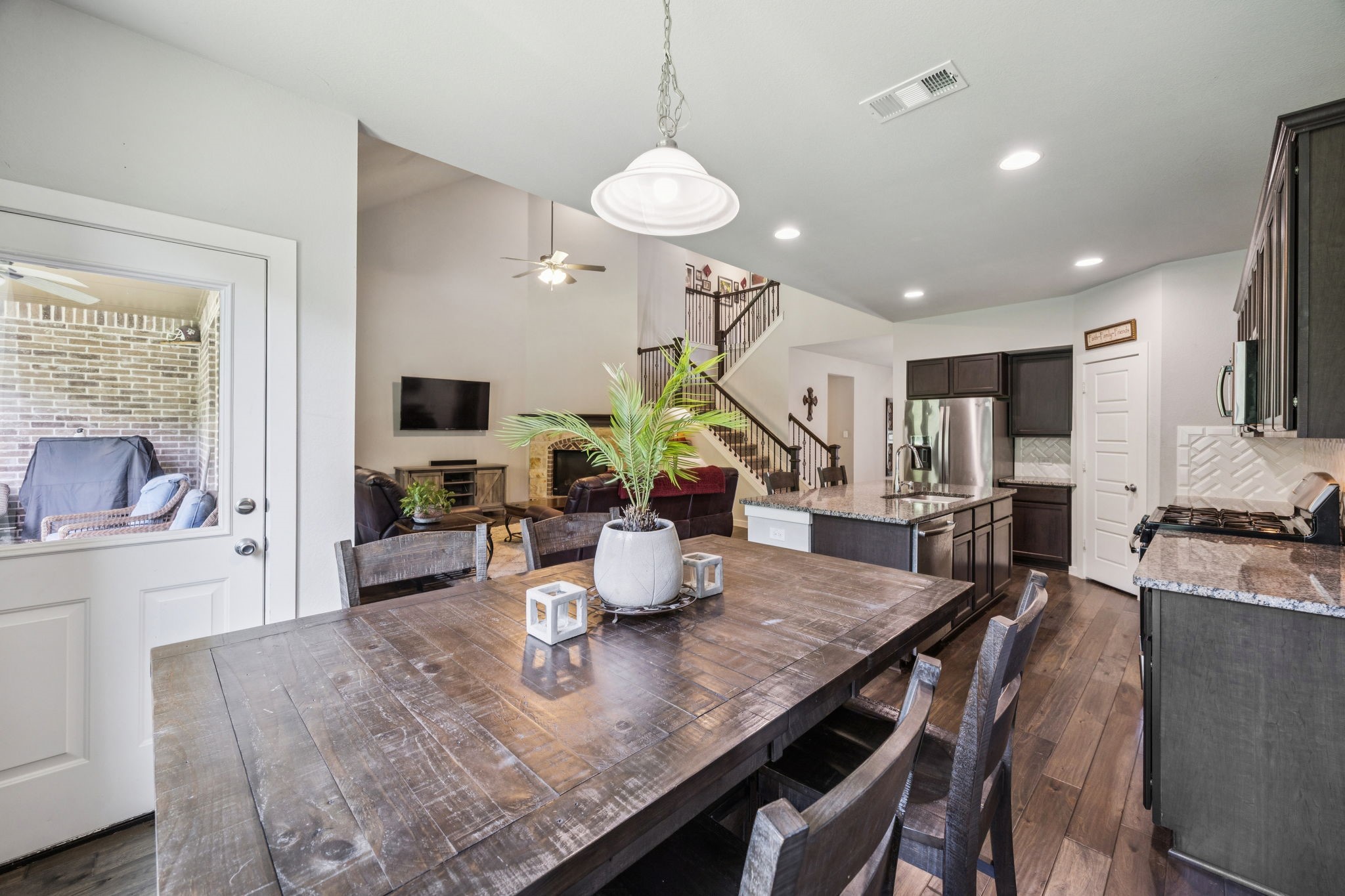 1620 Trail Side Road