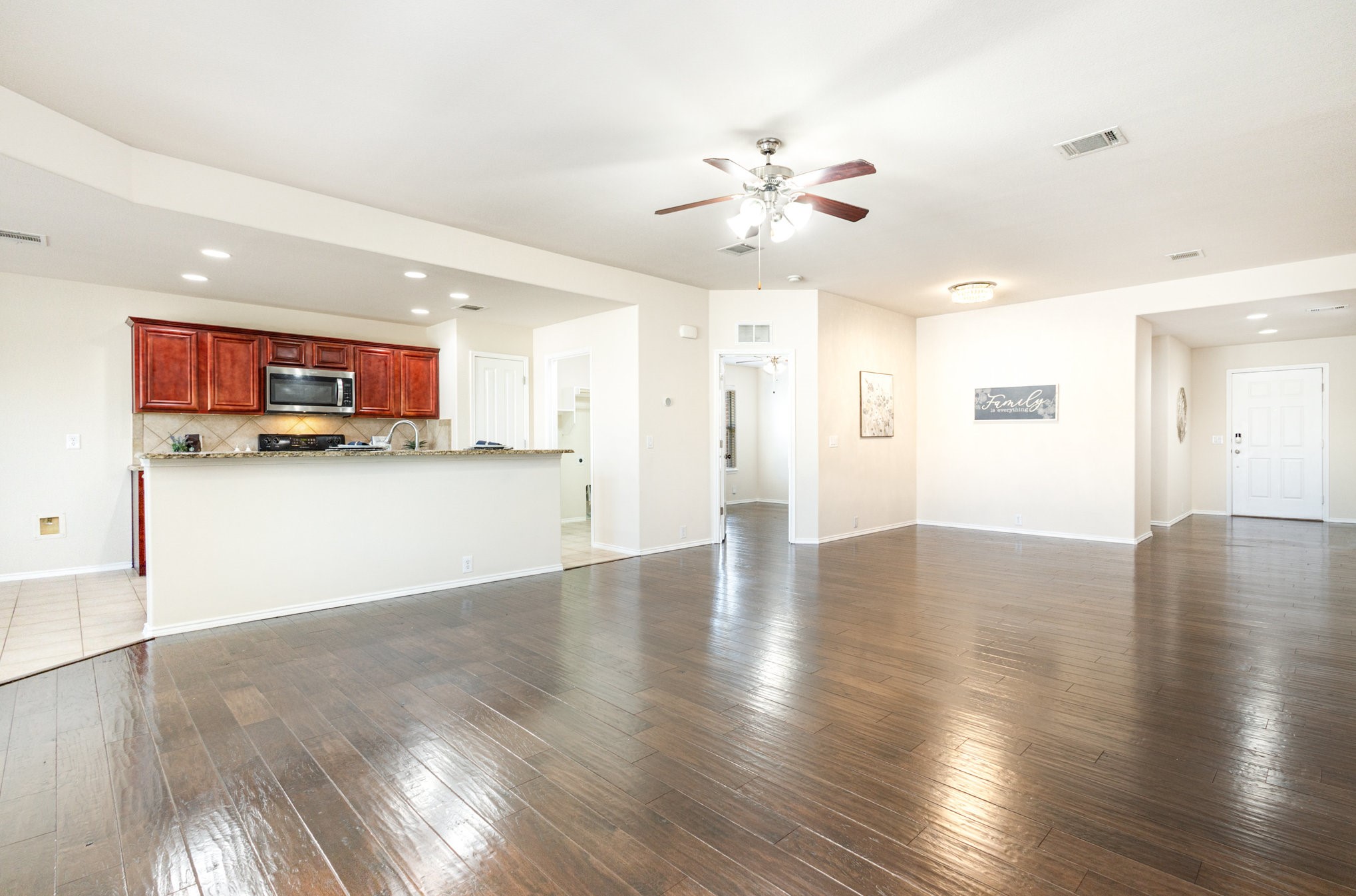 901 Mazatlan Court