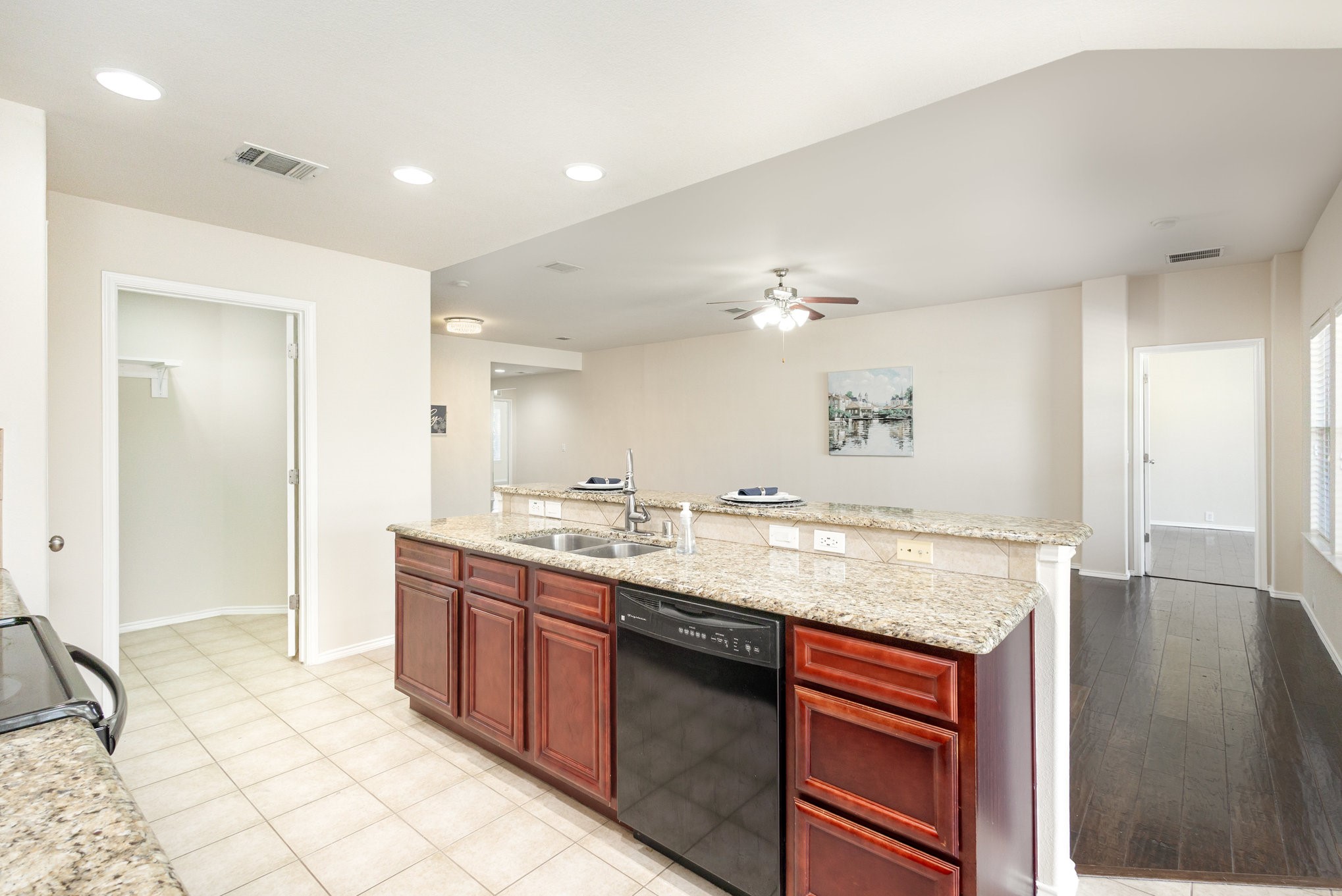 901 Mazatlan Court