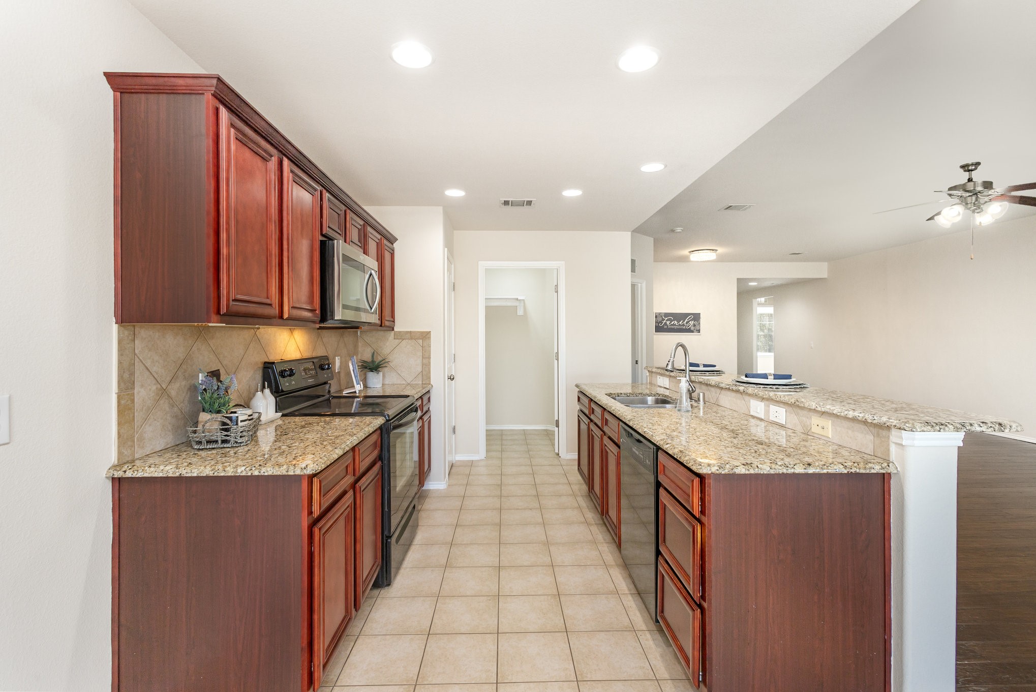 901 Mazatlan Court