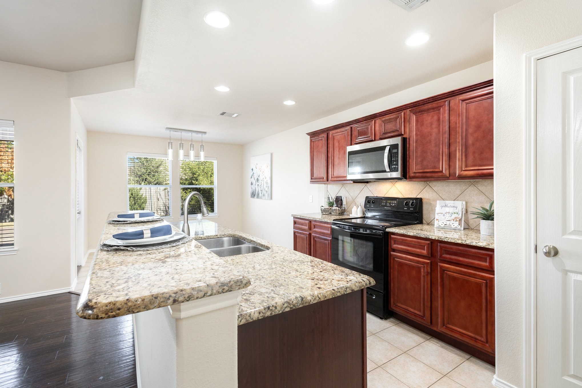 901 Mazatlan Court
