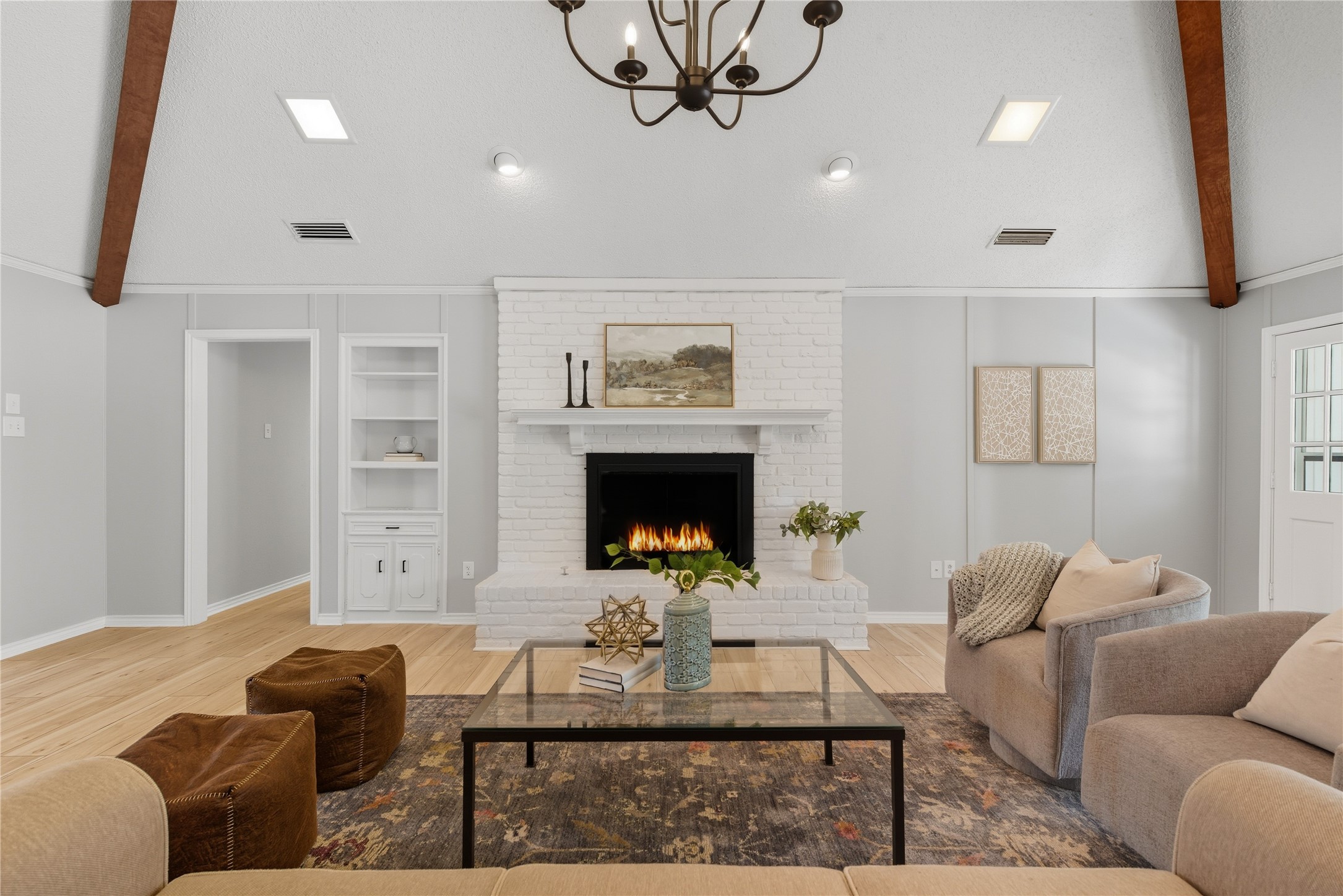 501 Candlewood Lane