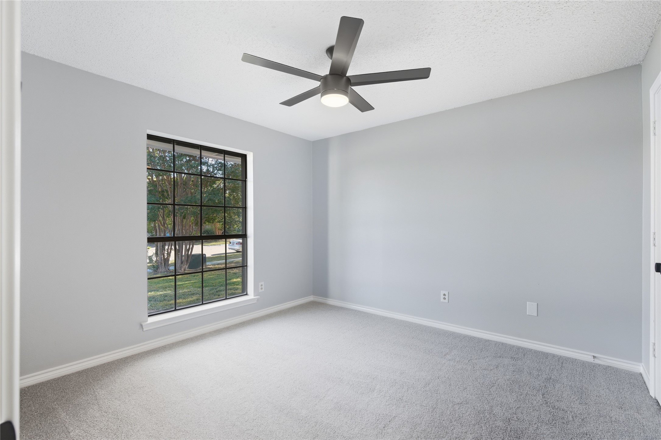 501 Candlewood Lane