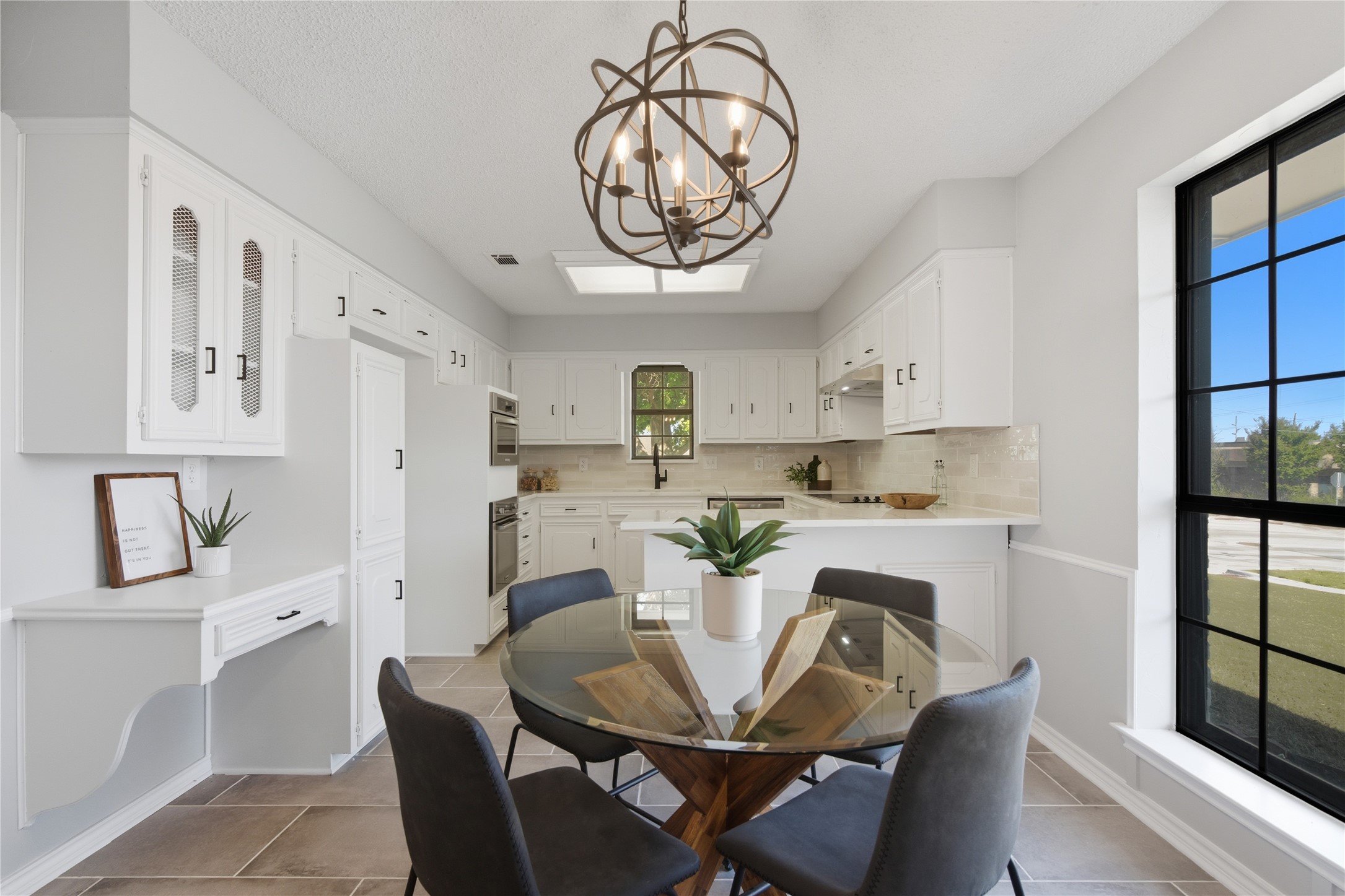 501 Candlewood Lane