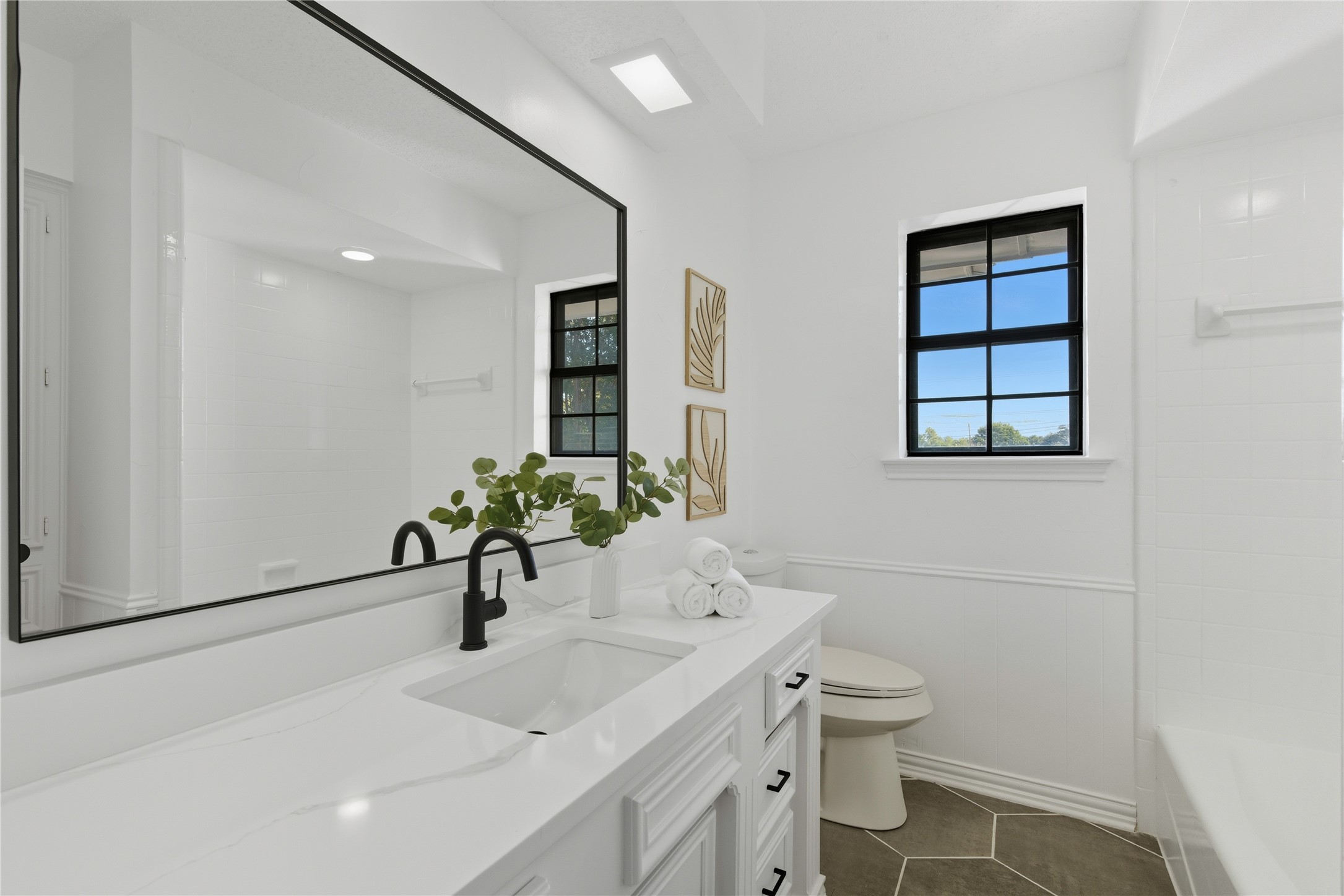 501 Candlewood Lane