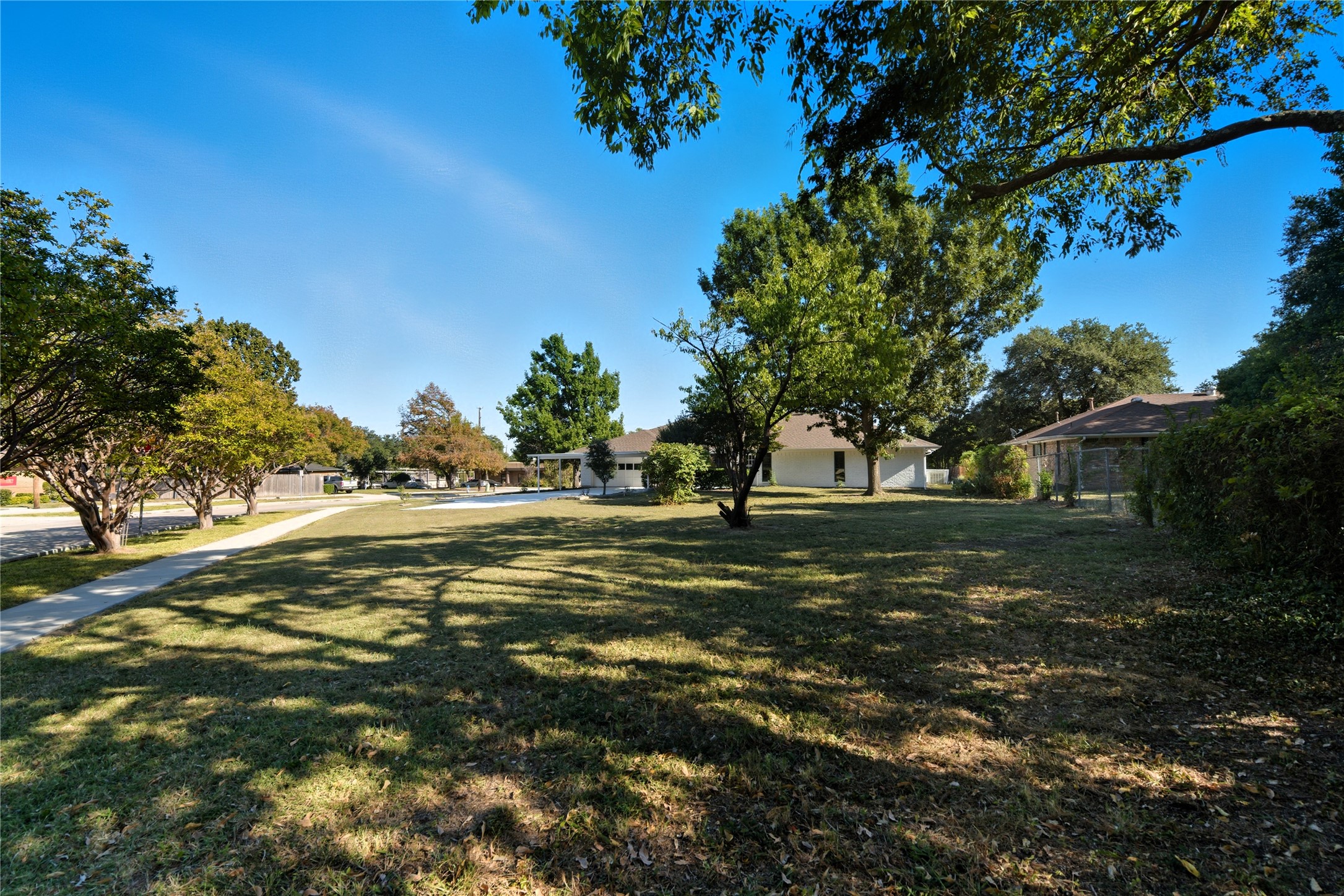 501 Candlewood Lane