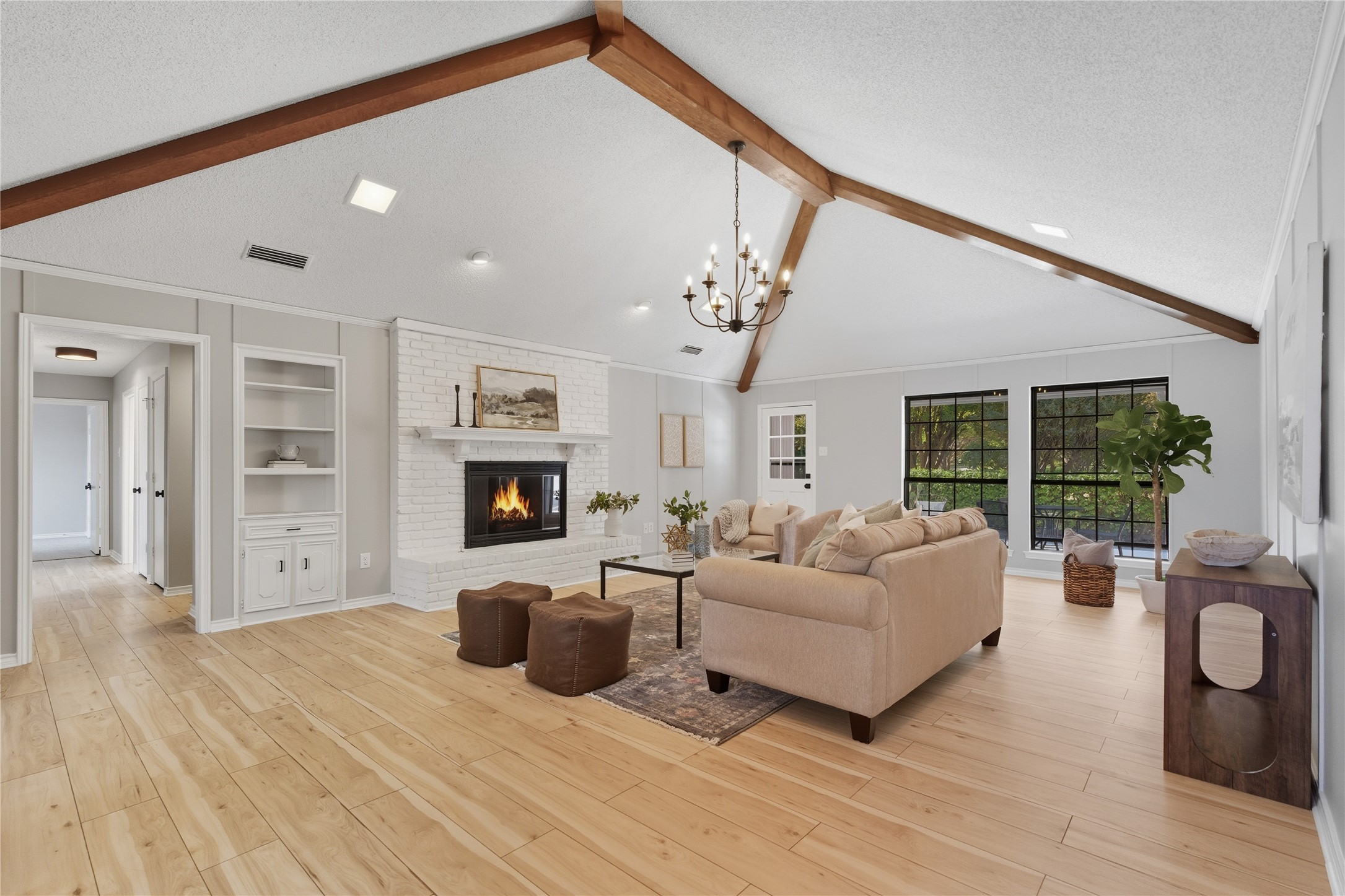 501 Candlewood Lane