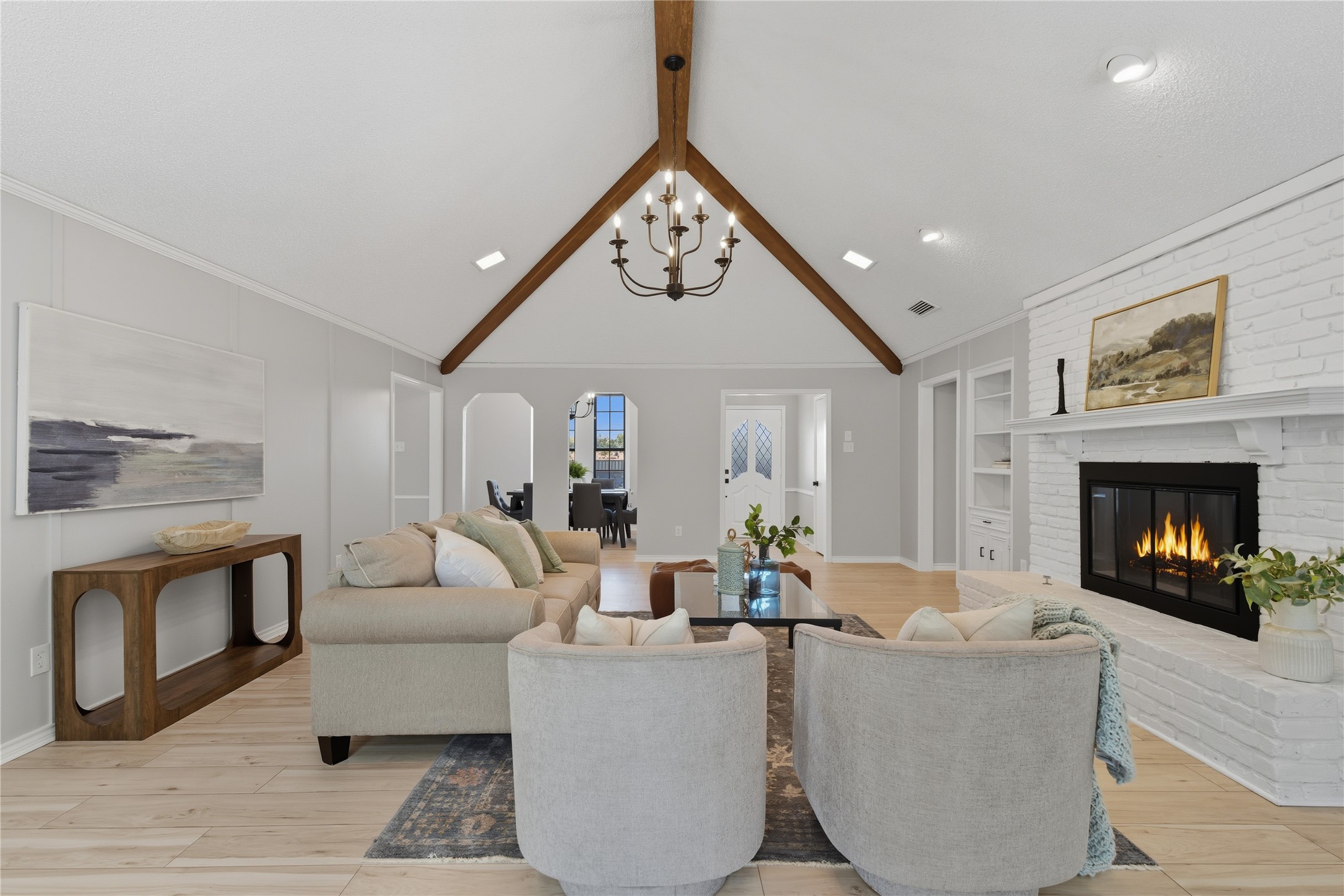 501 Candlewood Lane