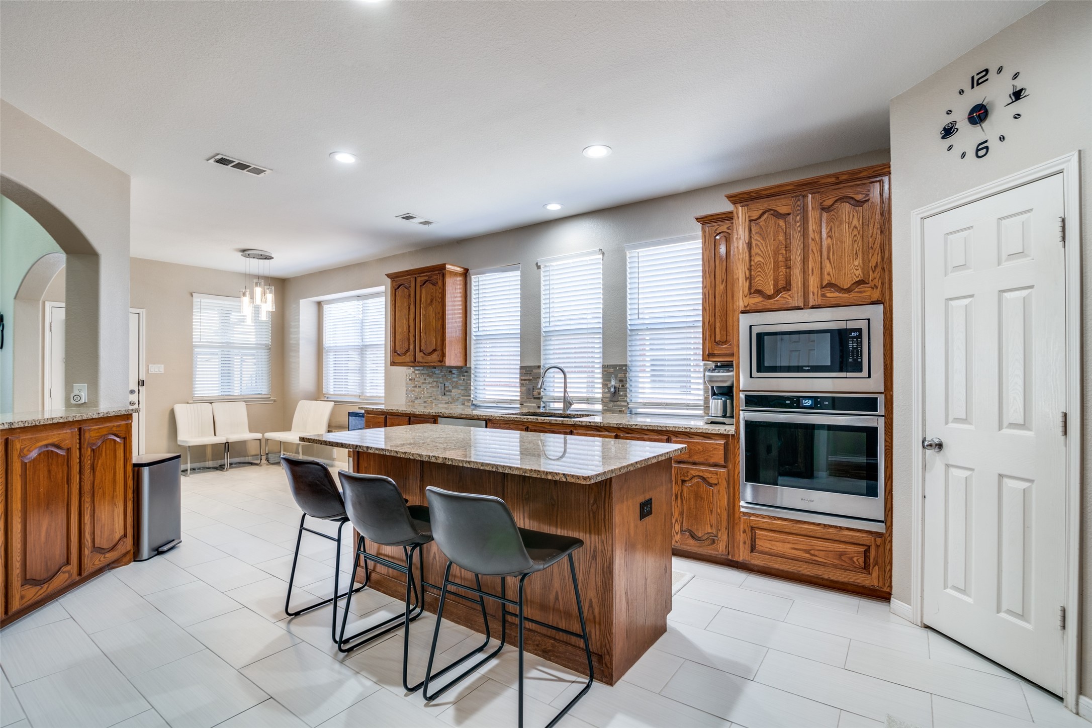 502 Covey Trail