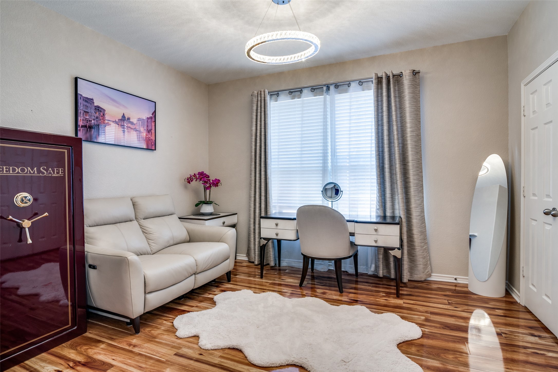 502 Covey Trail
