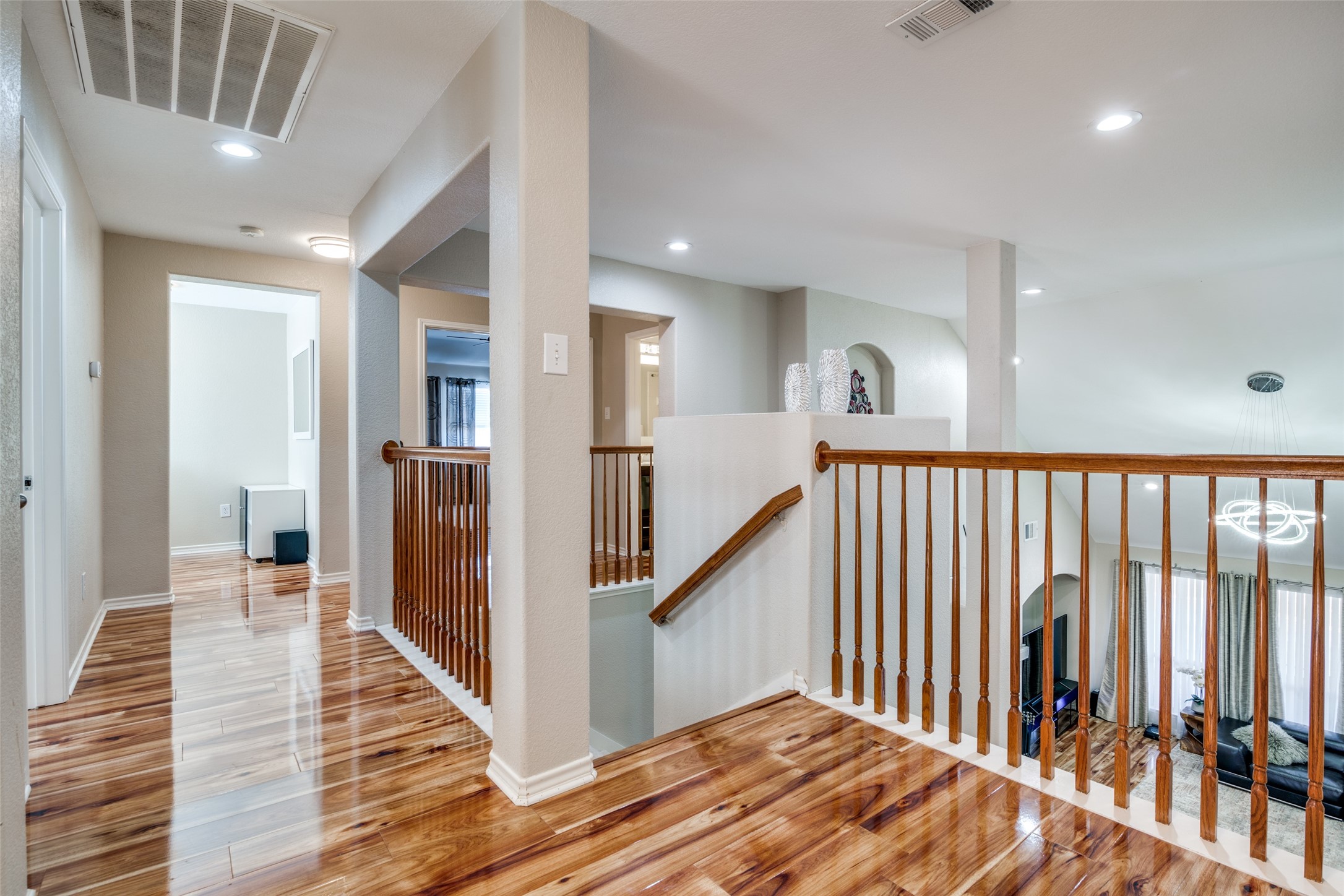 502 Covey Trail